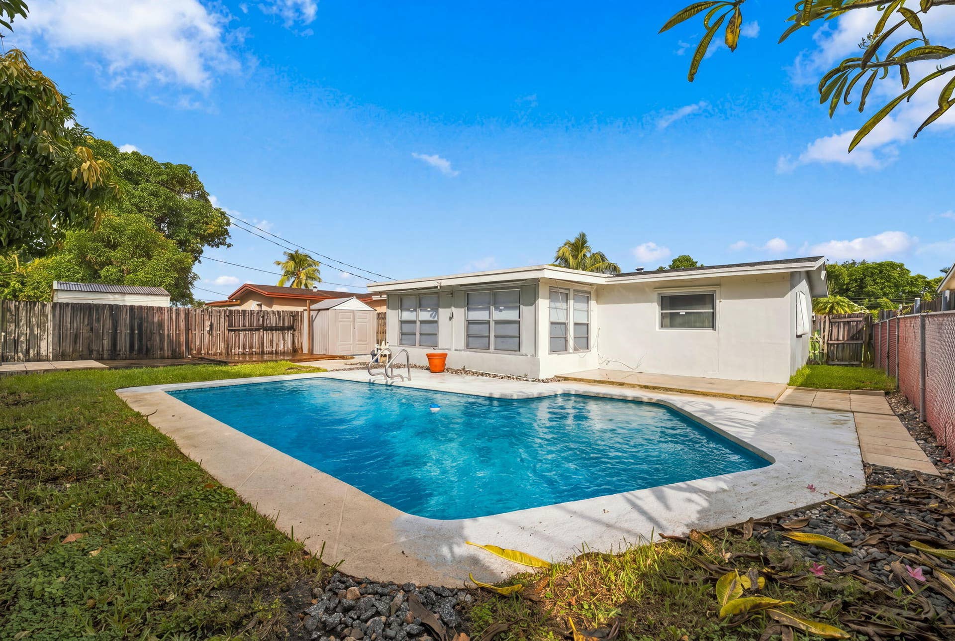 6420 NW 29th Street, Sunrise, FL 33313 37-web-or-mls-DSC04240_reedit_8904f406