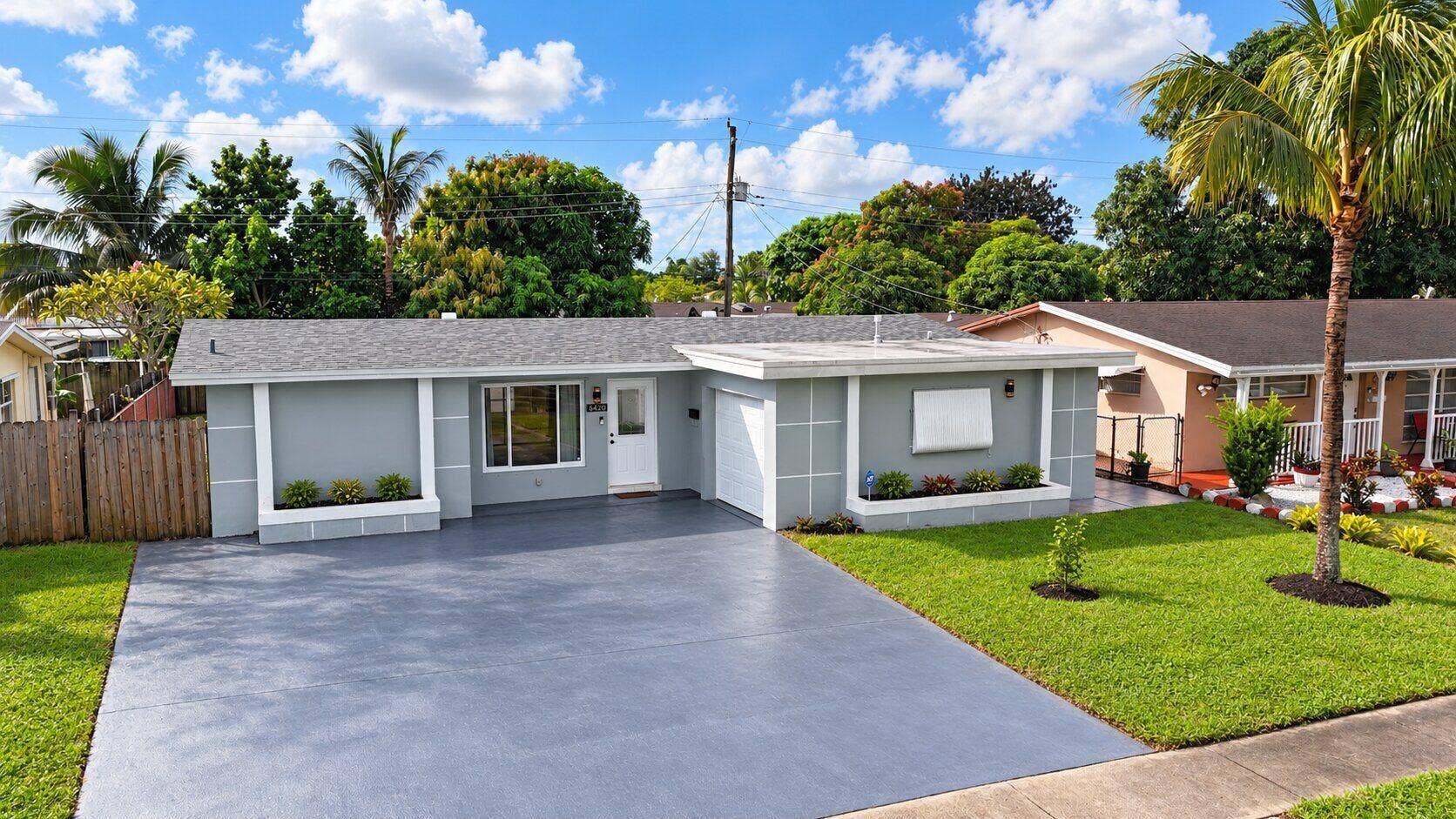 6420 NW 29th Street, Sunrise, FL 33313 45-web-or-mls-Sunny Tropical Ranch Home