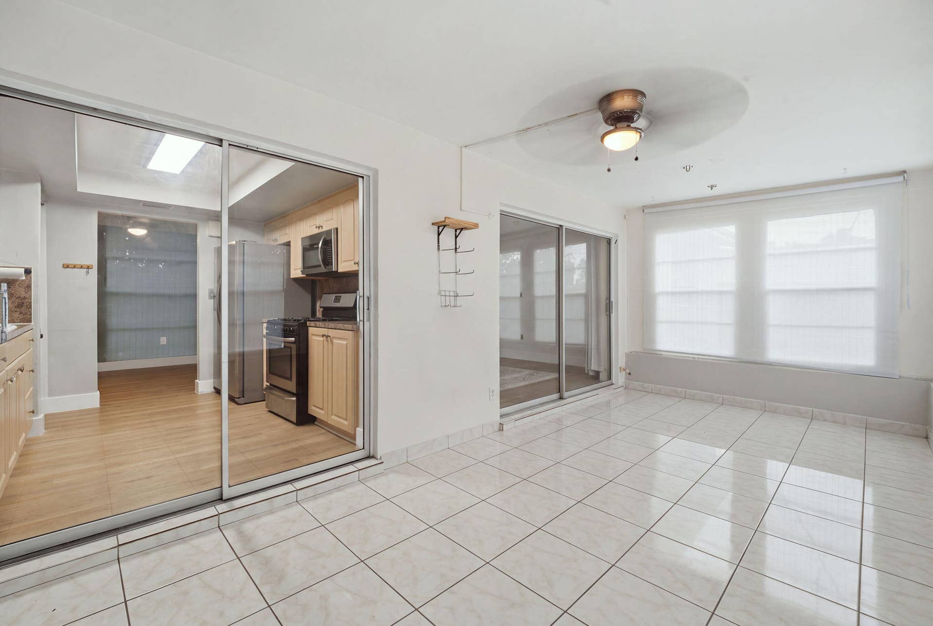 6420 NW 29th Street, Sunrise, FL 33313 17-web-or-mls-DSC04174_reedit_b8b16722