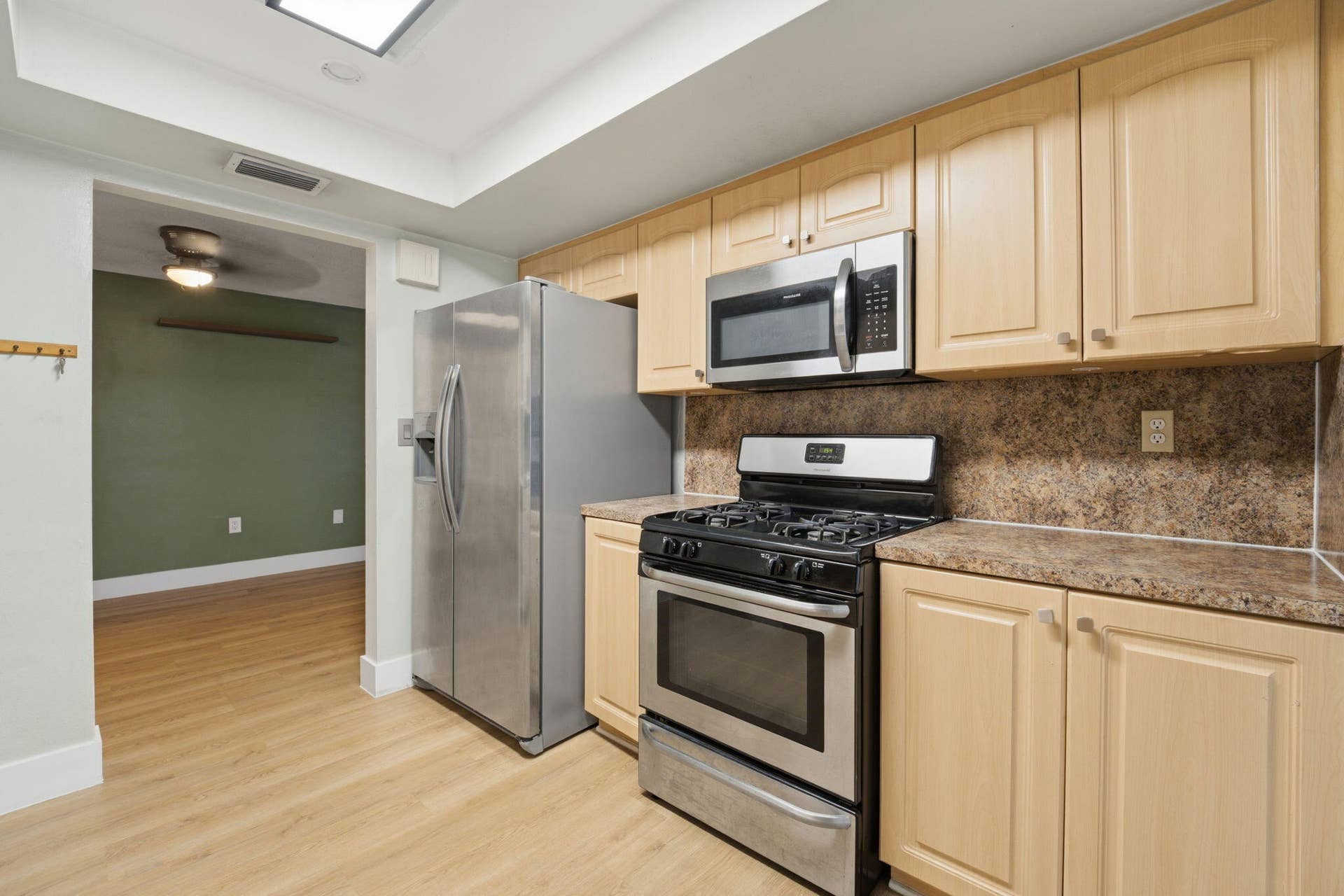 6420 NW 29th Street, Sunrise, FL 33313 13-web-or-mls-DSC04159