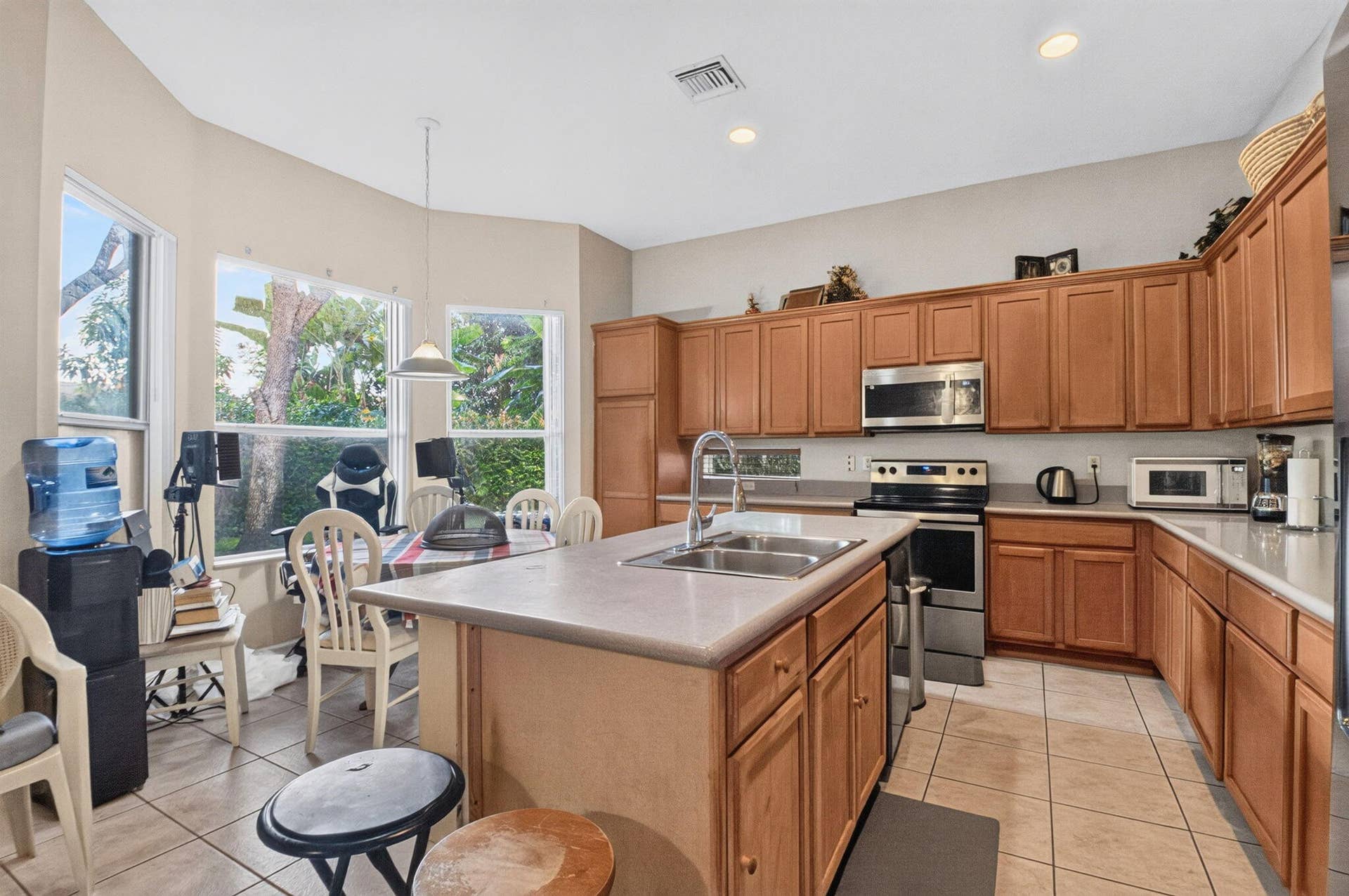 Kitchen With Island