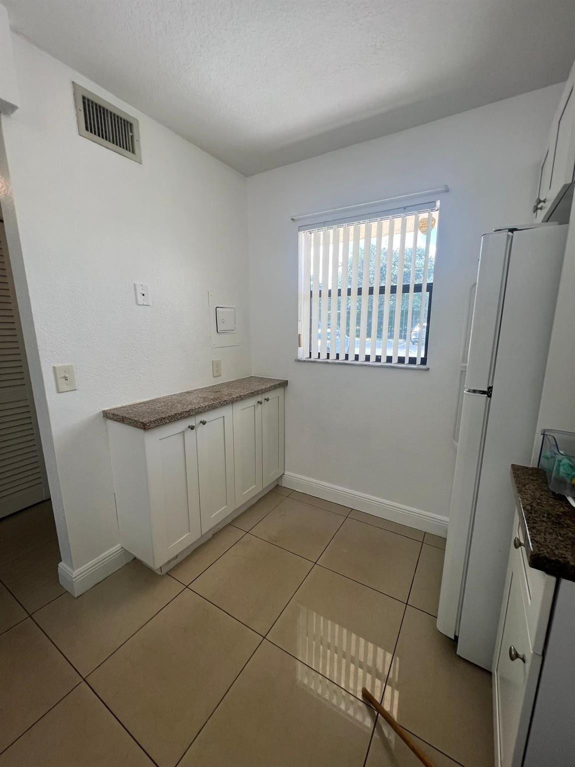 9165 NW 1ST Street, #102, Pembroke Pines, FL 33024 Photo 4