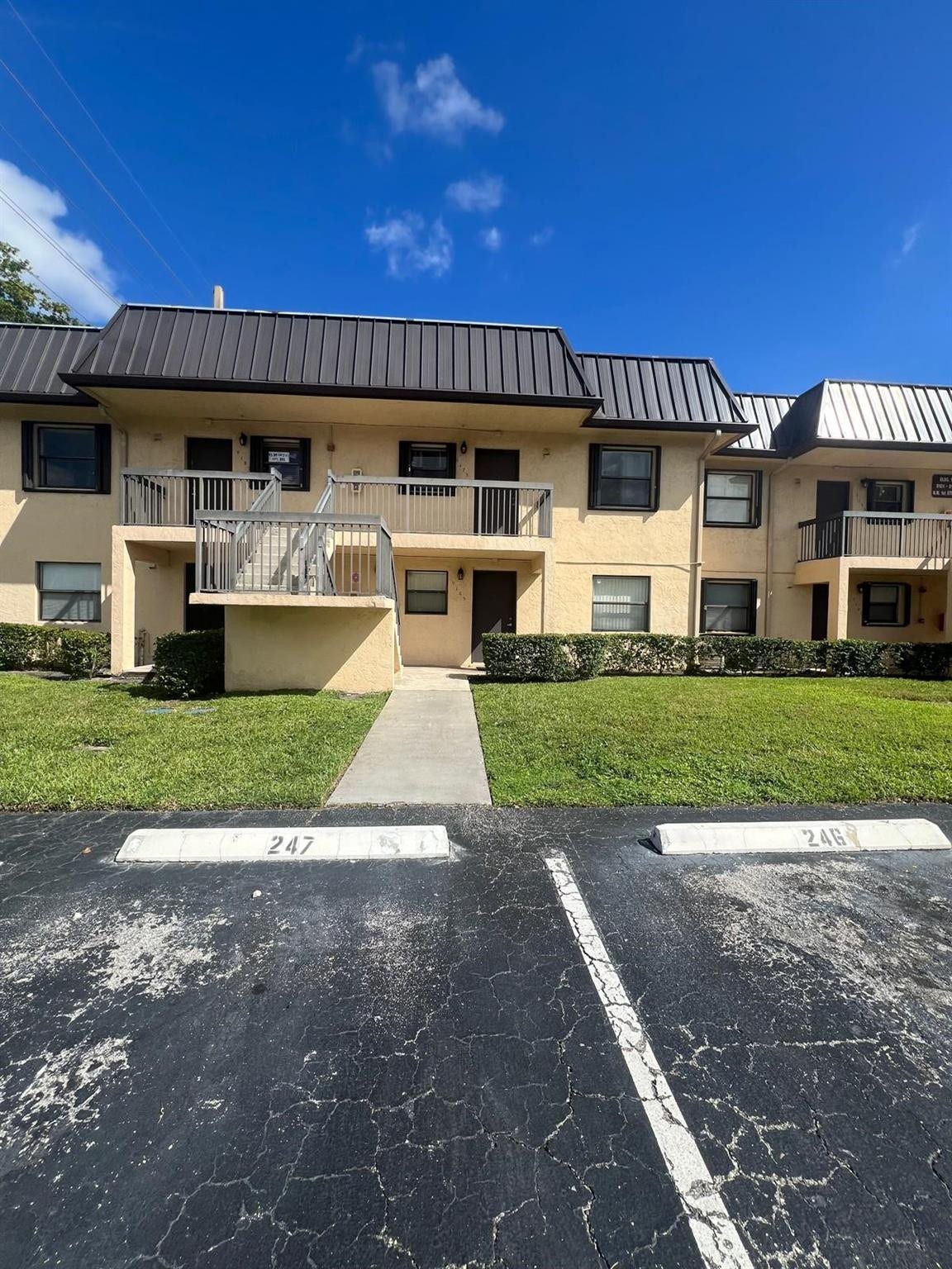9165 NW 1ST Street, #102, Pembroke Pines, FL 33024 Photo 21