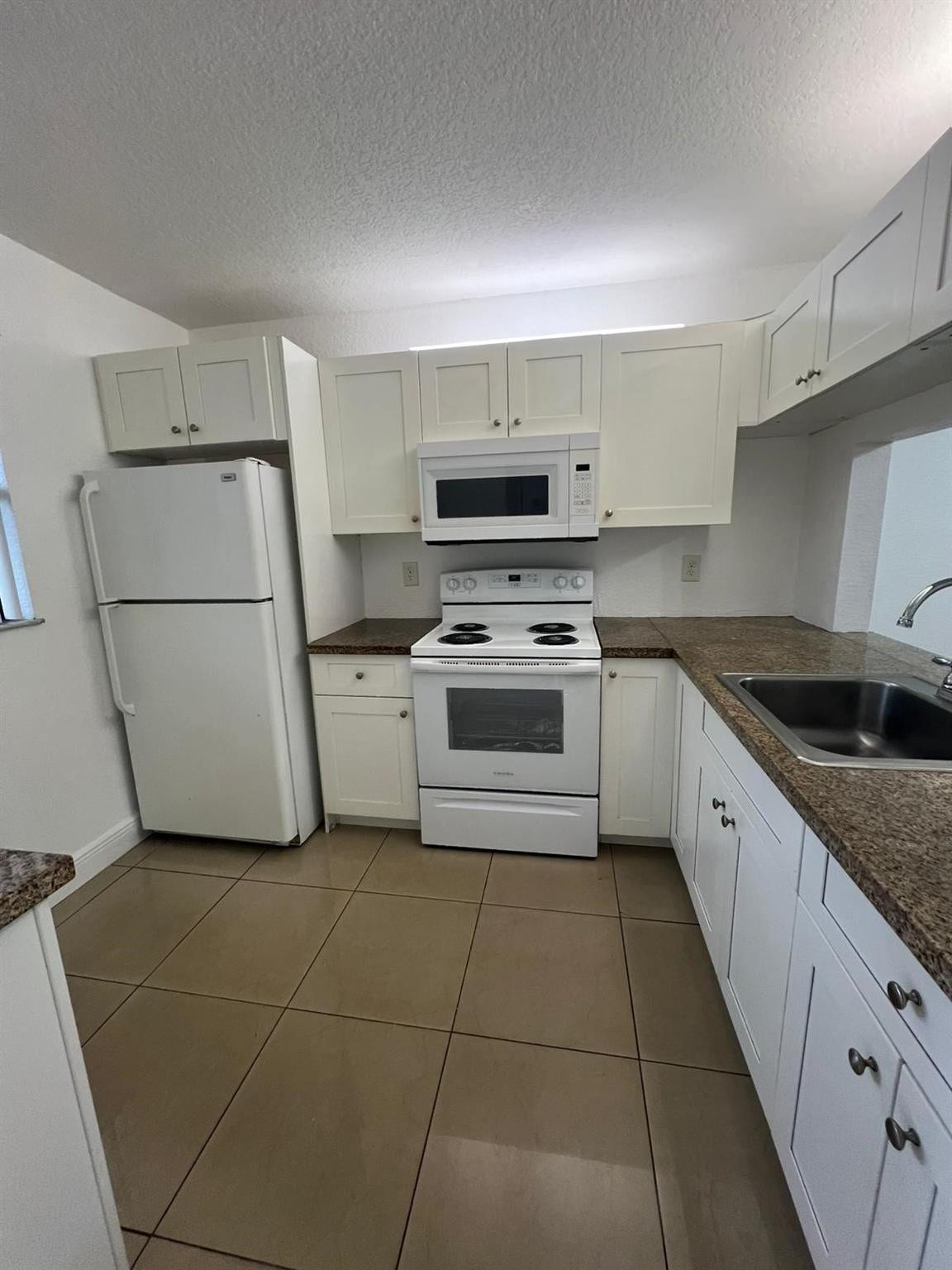 9165 NW 1ST Street, #102, Pembroke Pines, FL 33024 Photo 2