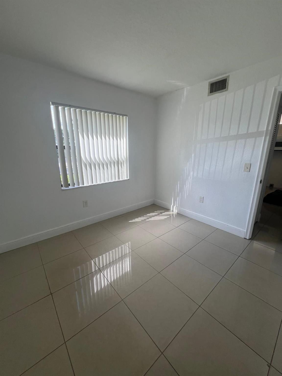 9165 NW 1ST Street, #102, Pembroke Pines, FL 33024 Photo 14