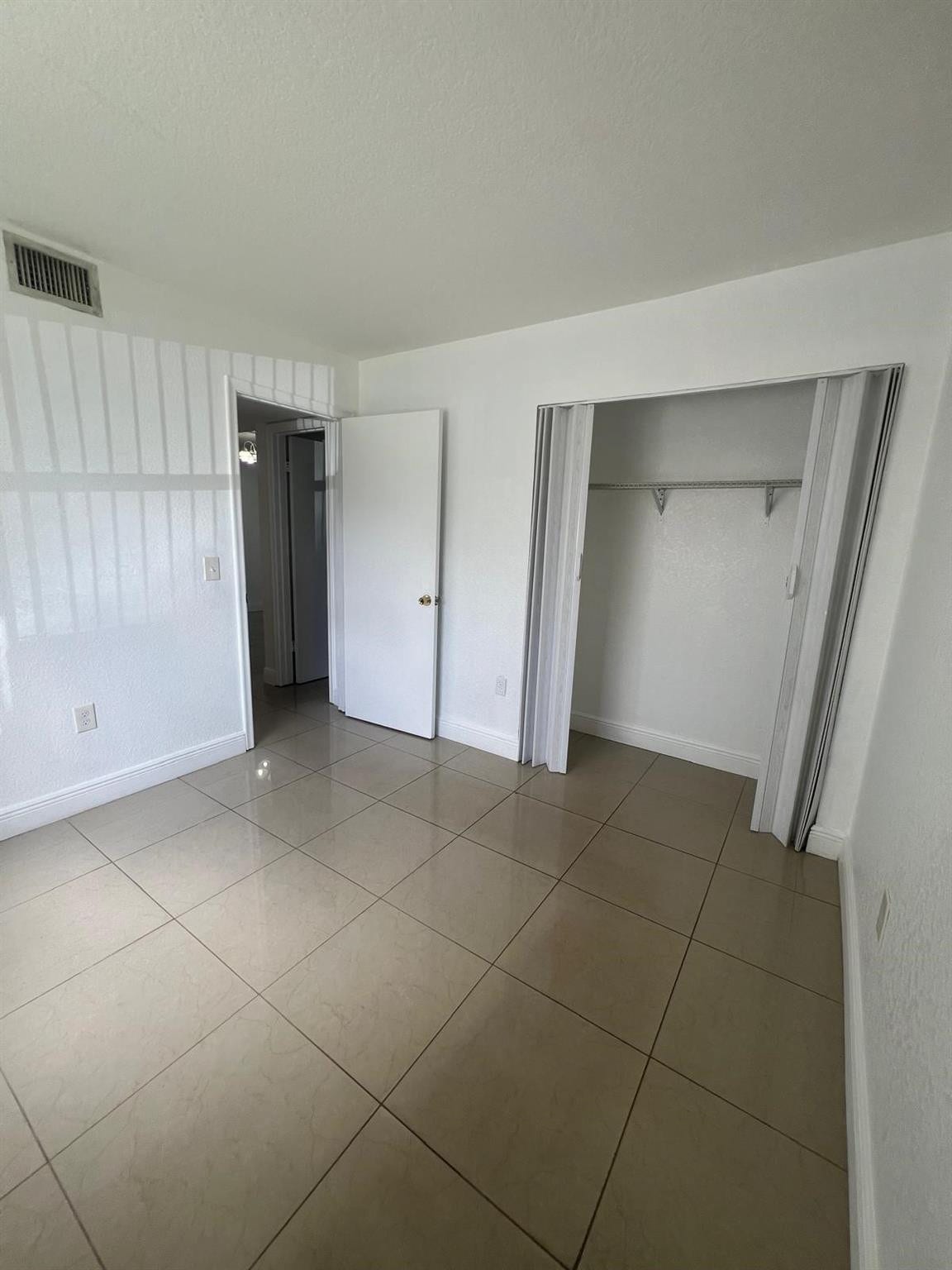 9165 NW 1ST Street, #102, Pembroke Pines, FL 33024 Photo 12
