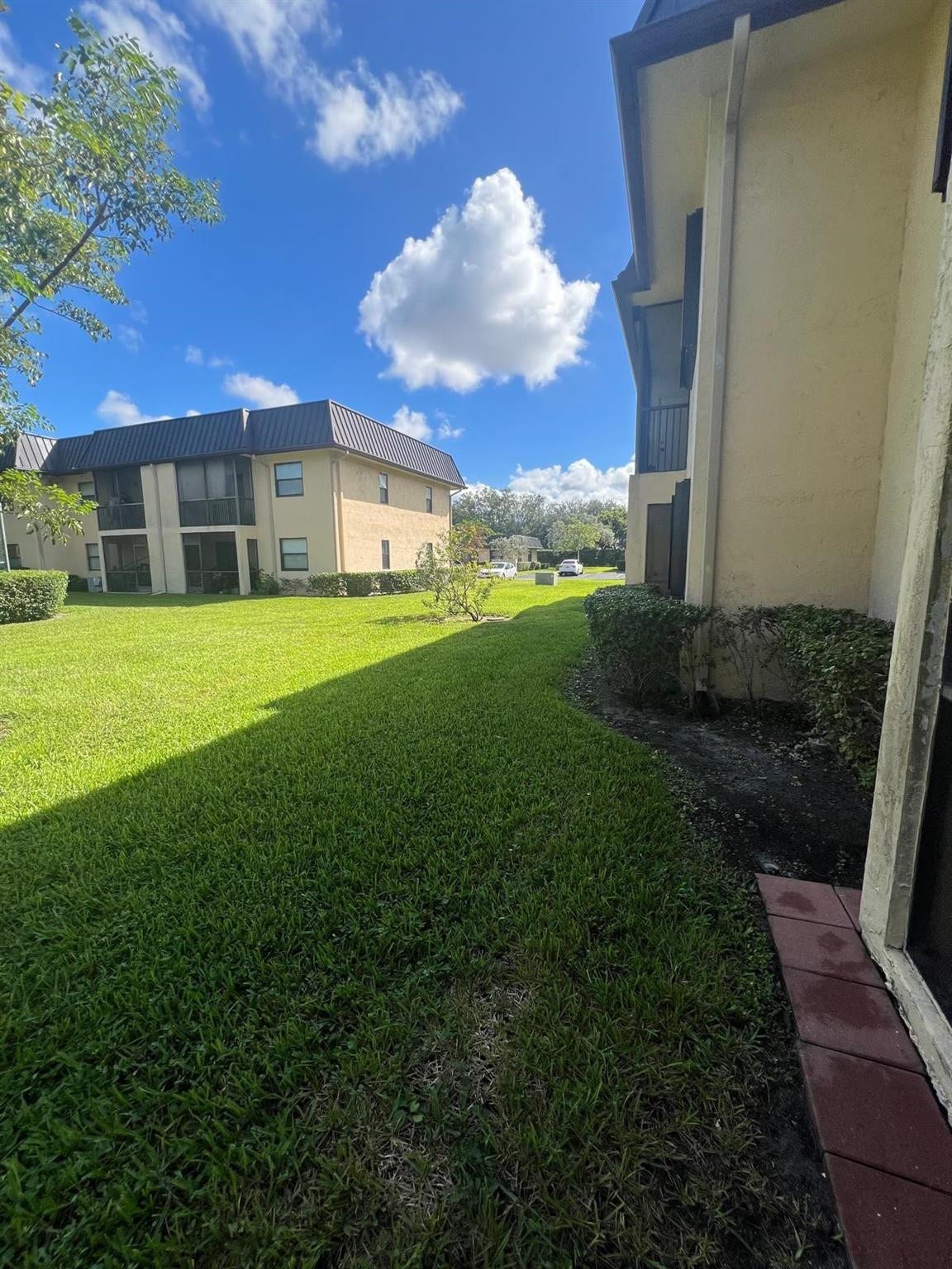 9165 NW 1ST Street, #102, Pembroke Pines, FL 33024 Photo 19