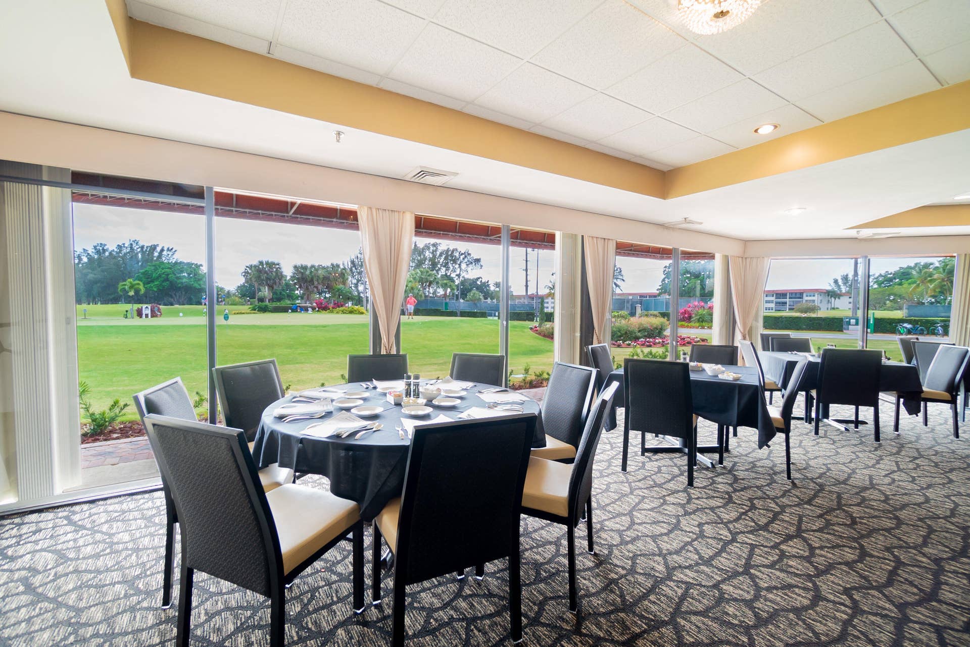 8970 S Hollybrook Boulevard, #308, Pembroke Pines, FL 33025 56 Restaurant