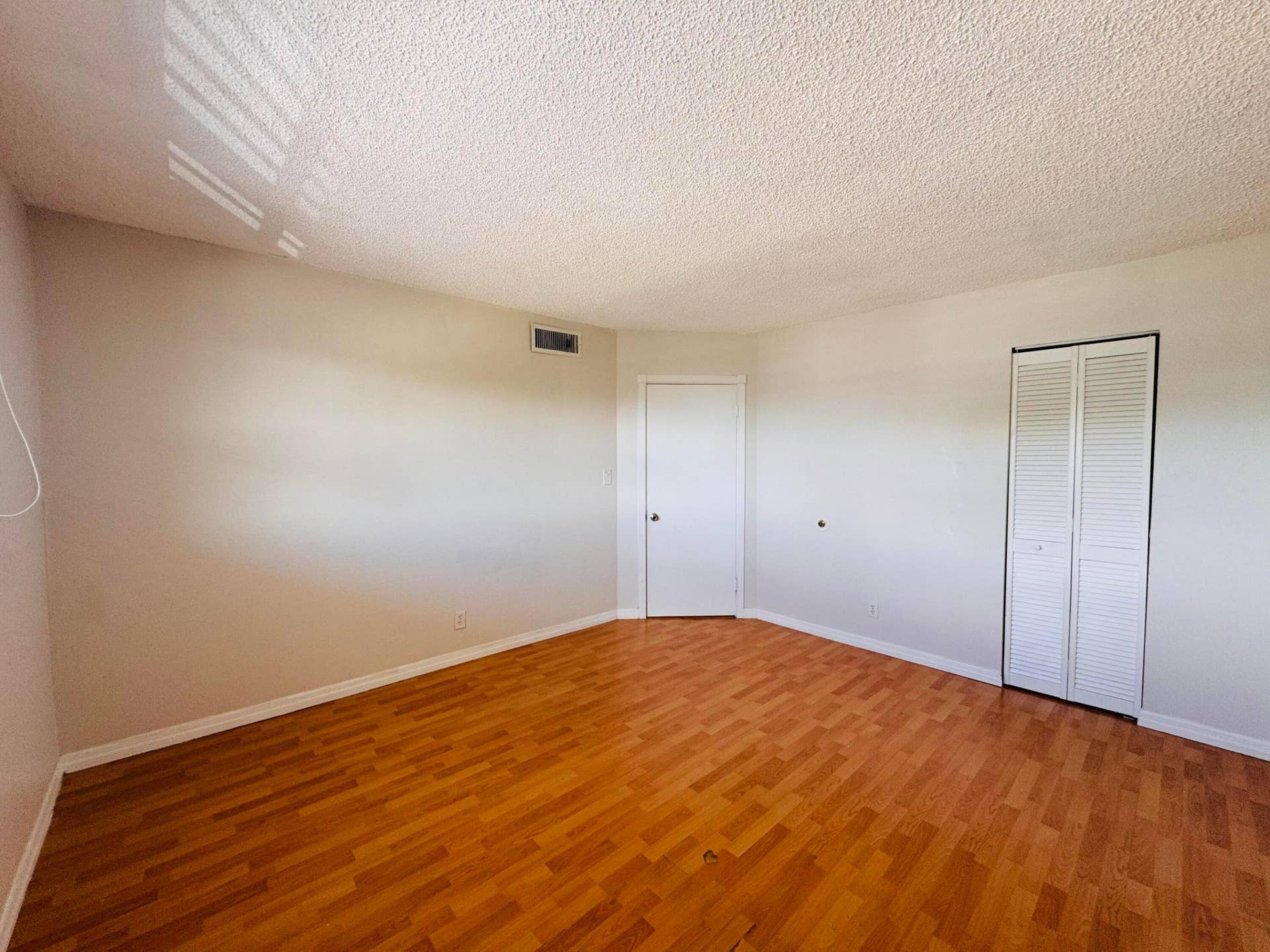 8020 N COLONY Circle N, #302, Tamarac, Tamarac, FL 33321 Foto 10-17-26, 1 02 35 pm