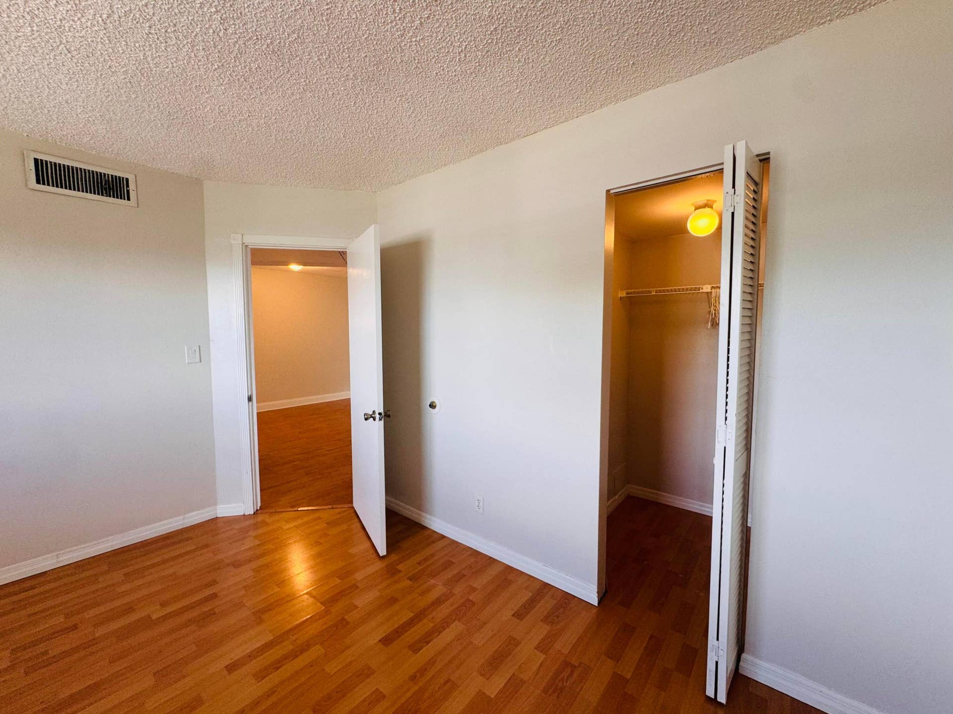 8020 N COLONY Circle N, #302, Tamarac, Tamarac, FL 33321 Foto 10-17-26, 1 01 47 pm