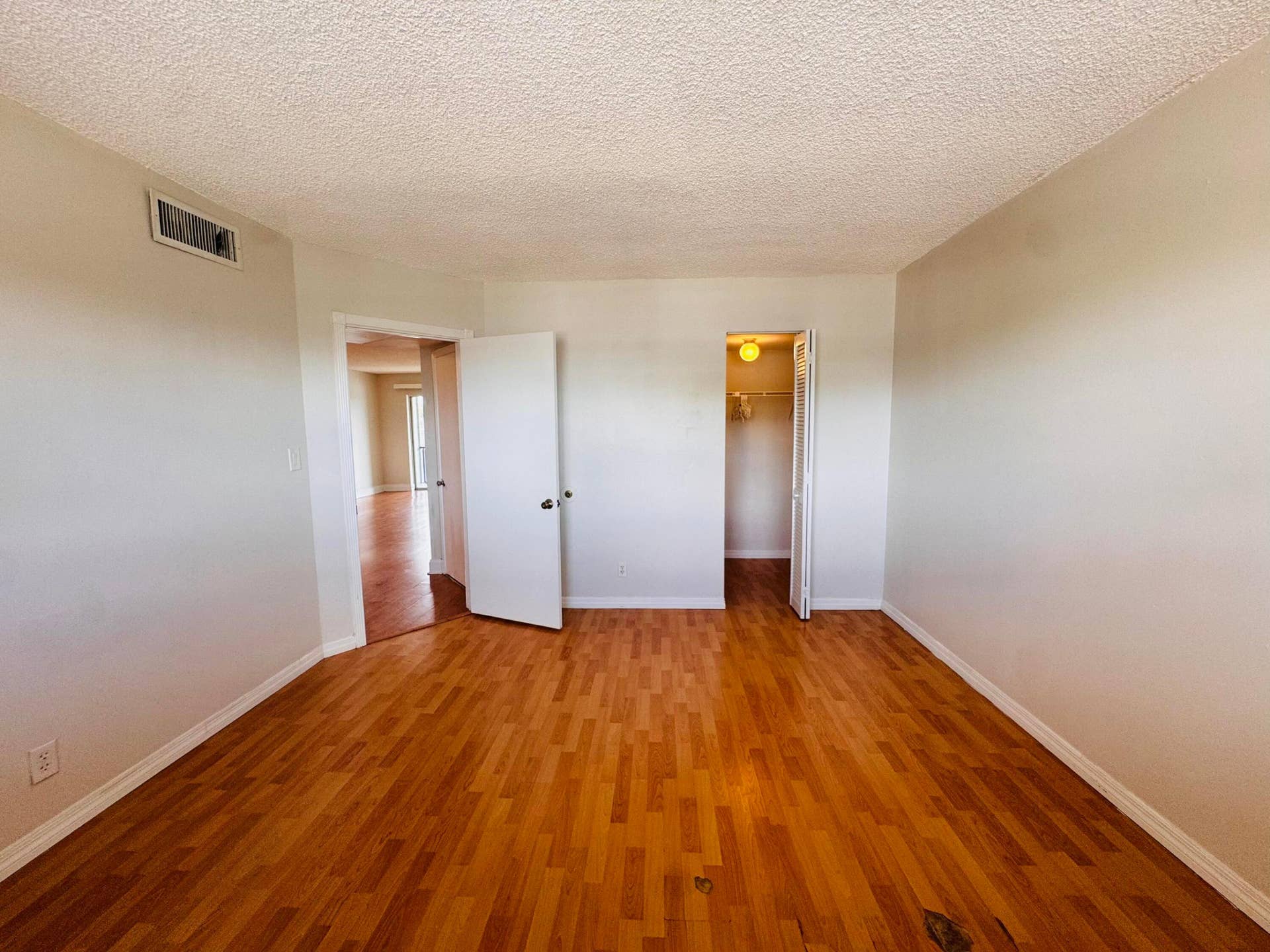 8020 N COLONY Circle N, #302, Tamarac, Tamarac, FL 33321 Foto 10-17-26, 1 01 32 pm