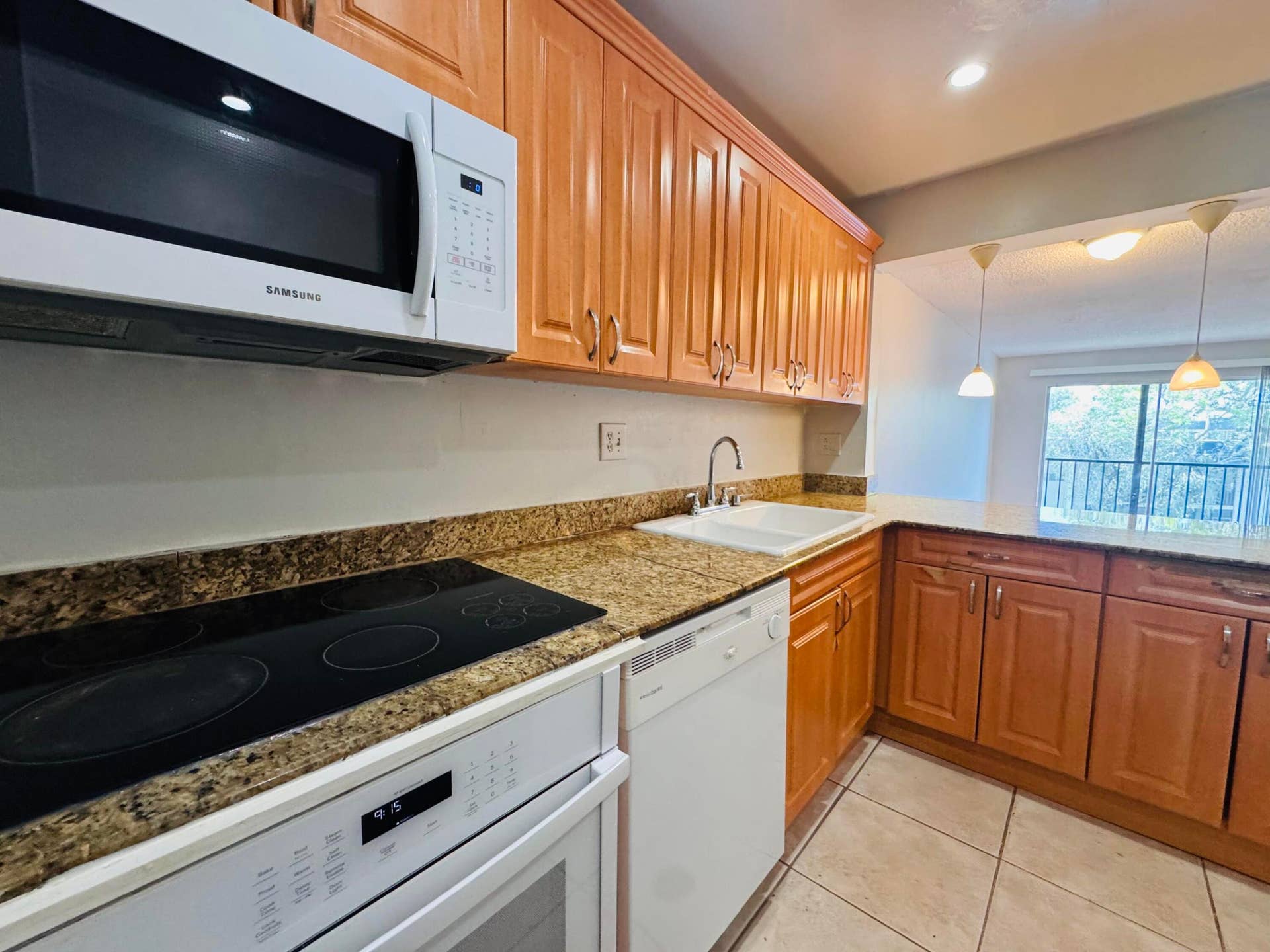 8020 N COLONY Circle N, #302, Tamarac, Tamarac, FL 33321 Foto 10-17-26, 1 04 45 pm