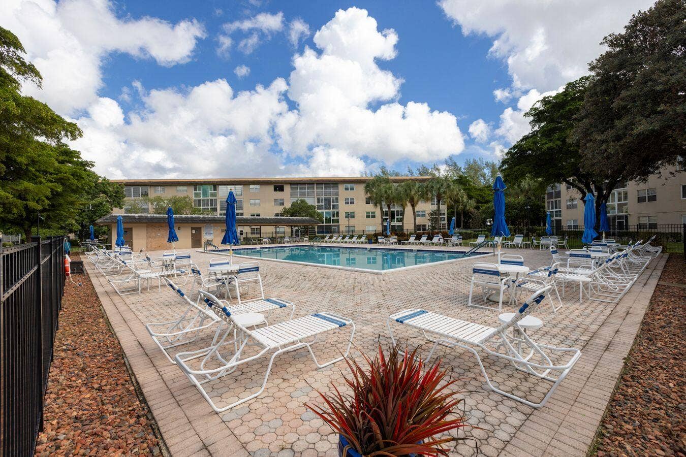 1703 Andros Isle, #J1, Coconut Creek, FL 33066 Zrpgh0hg