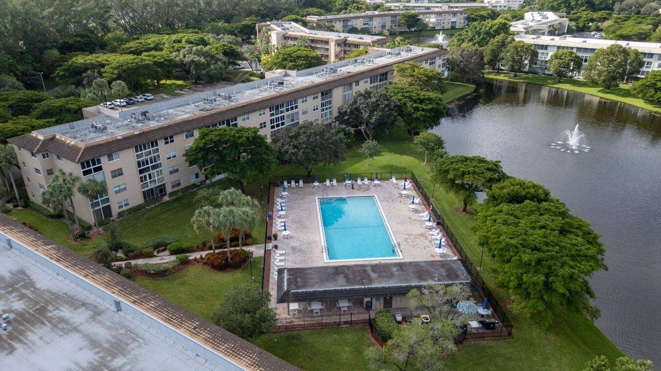 1703 Andros Isle, #J1, Coconut Creek, FL 33066 lmaPqtug