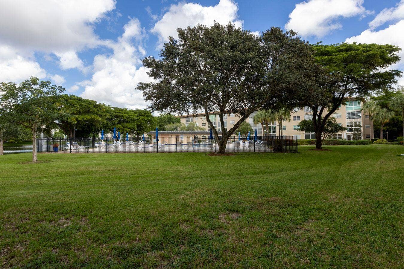 1703 Andros Isle, #J1, Coconut Creek, FL 33066 Fw88Ehyw