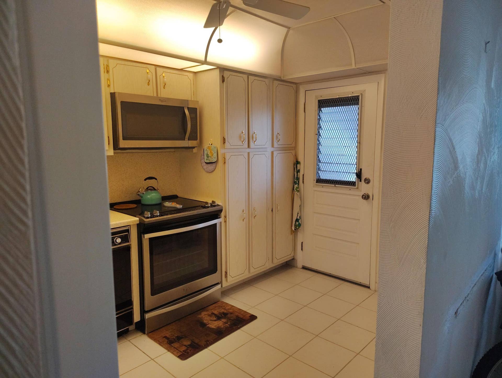 Kitchen 2