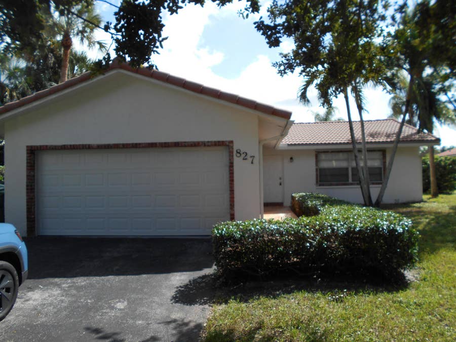 Property photo for 827 NW 87TH Avenue, Coral Springs, FL
