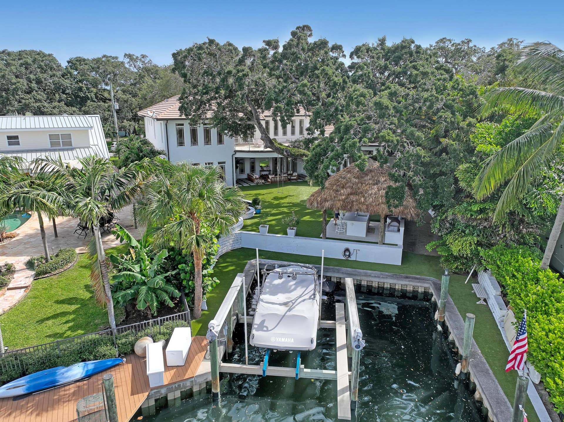 2338 Flamingo (108)