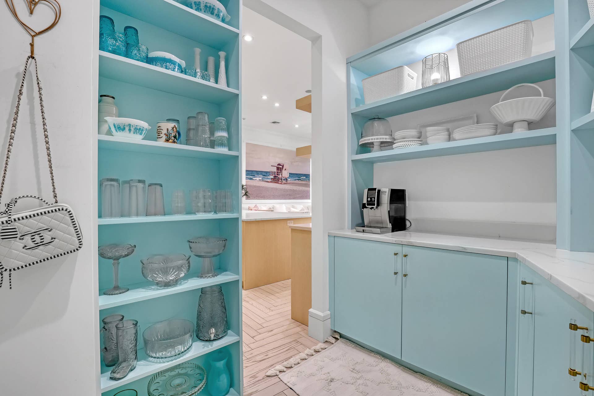 BUTLER'S PANTRY