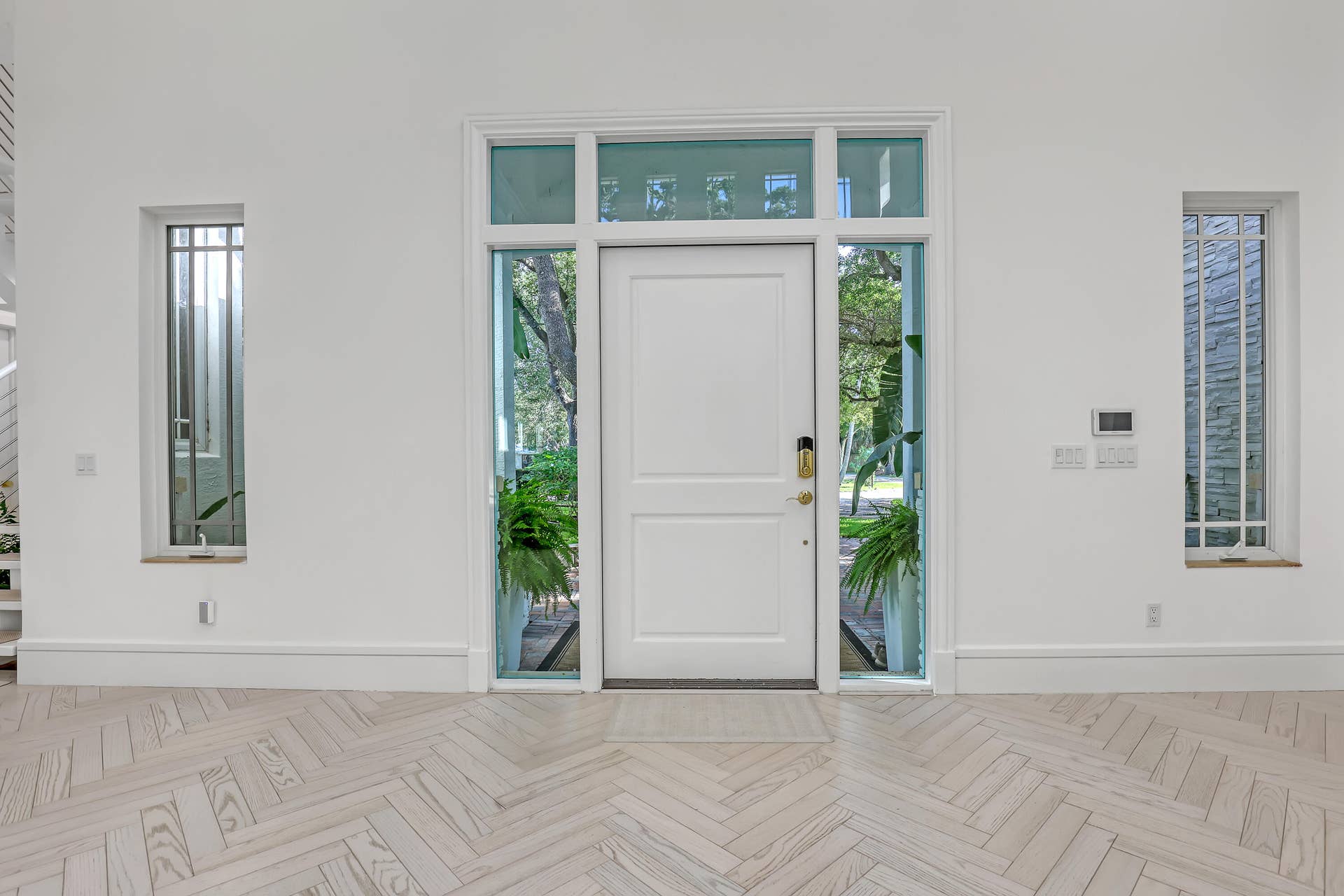 2338 Flamingo (11)