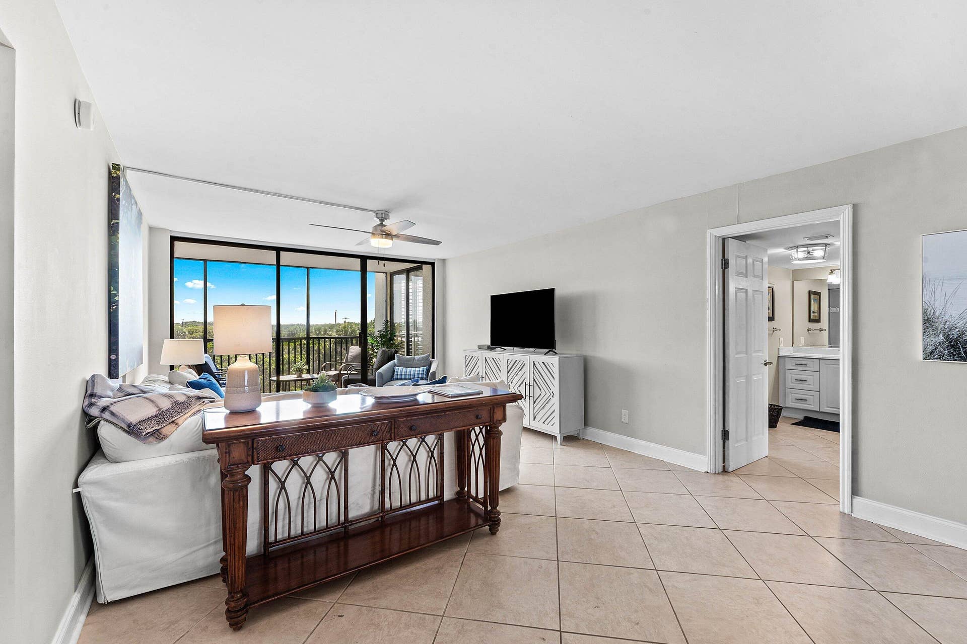008-1605SouthUSHighway1-404M1-Jupiter-FL