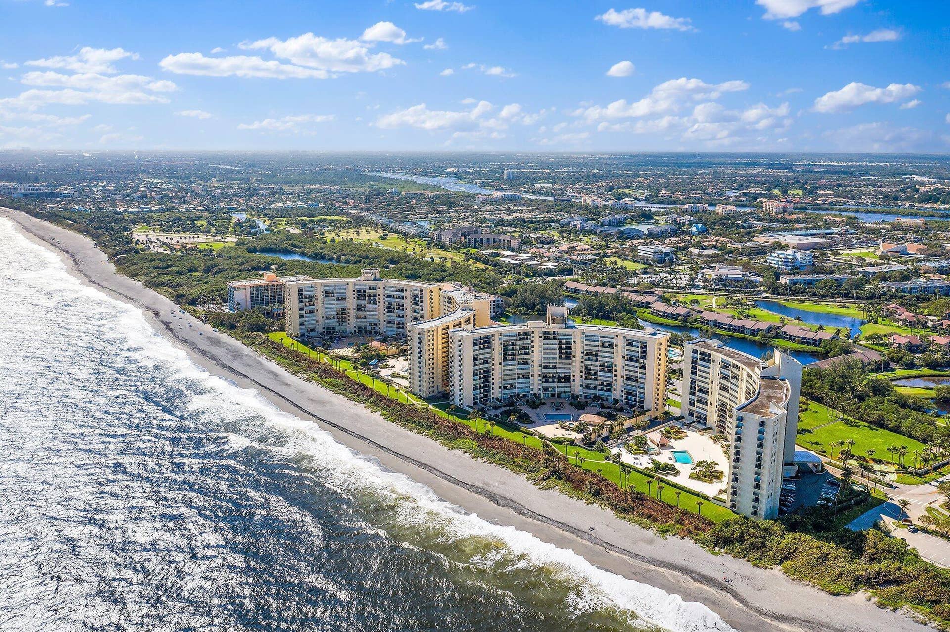057-100OceanTrailWay609-Jupiter-FL-SMALL