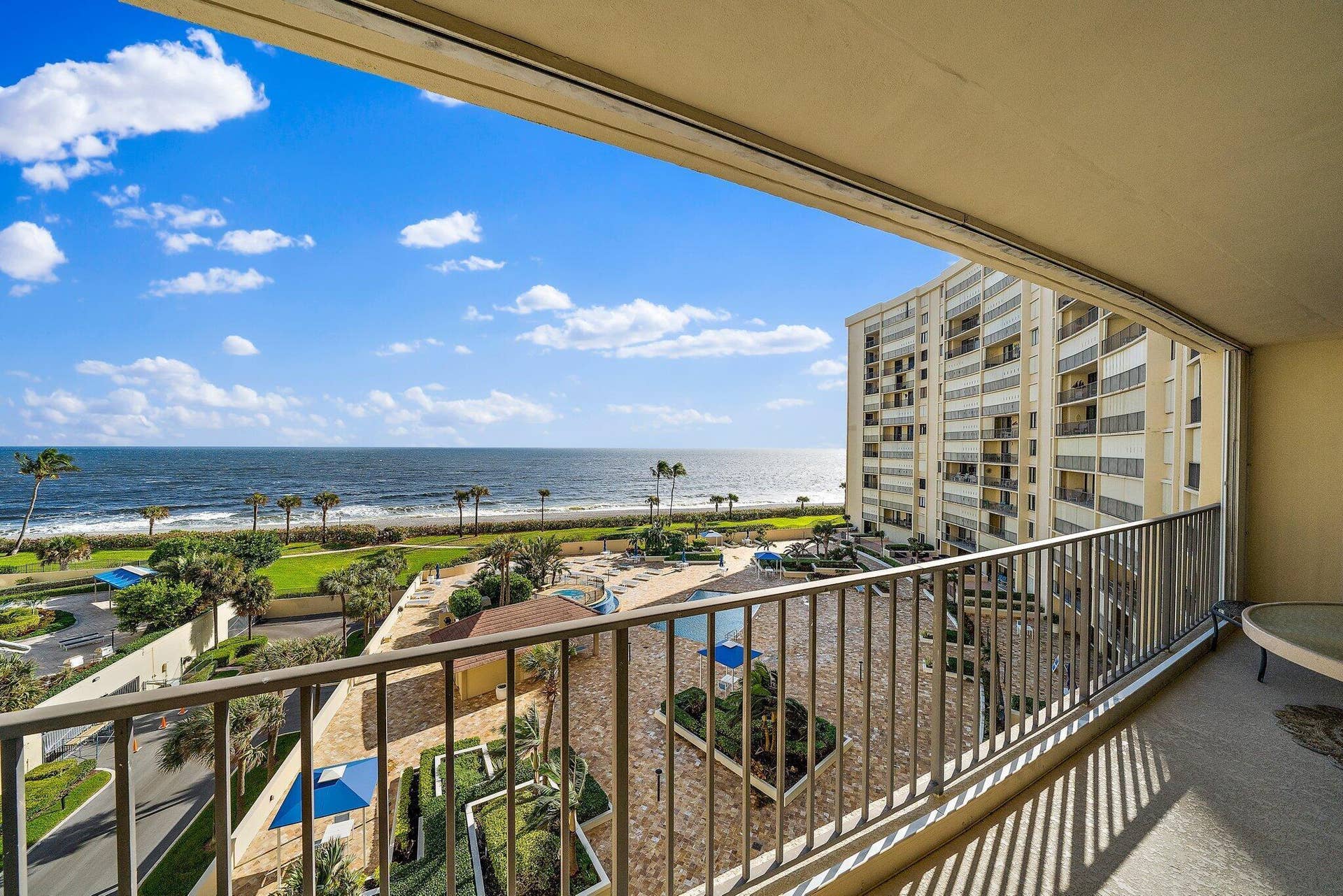 030-100OceanTrailWay609-Jupiter-FL-SMALL