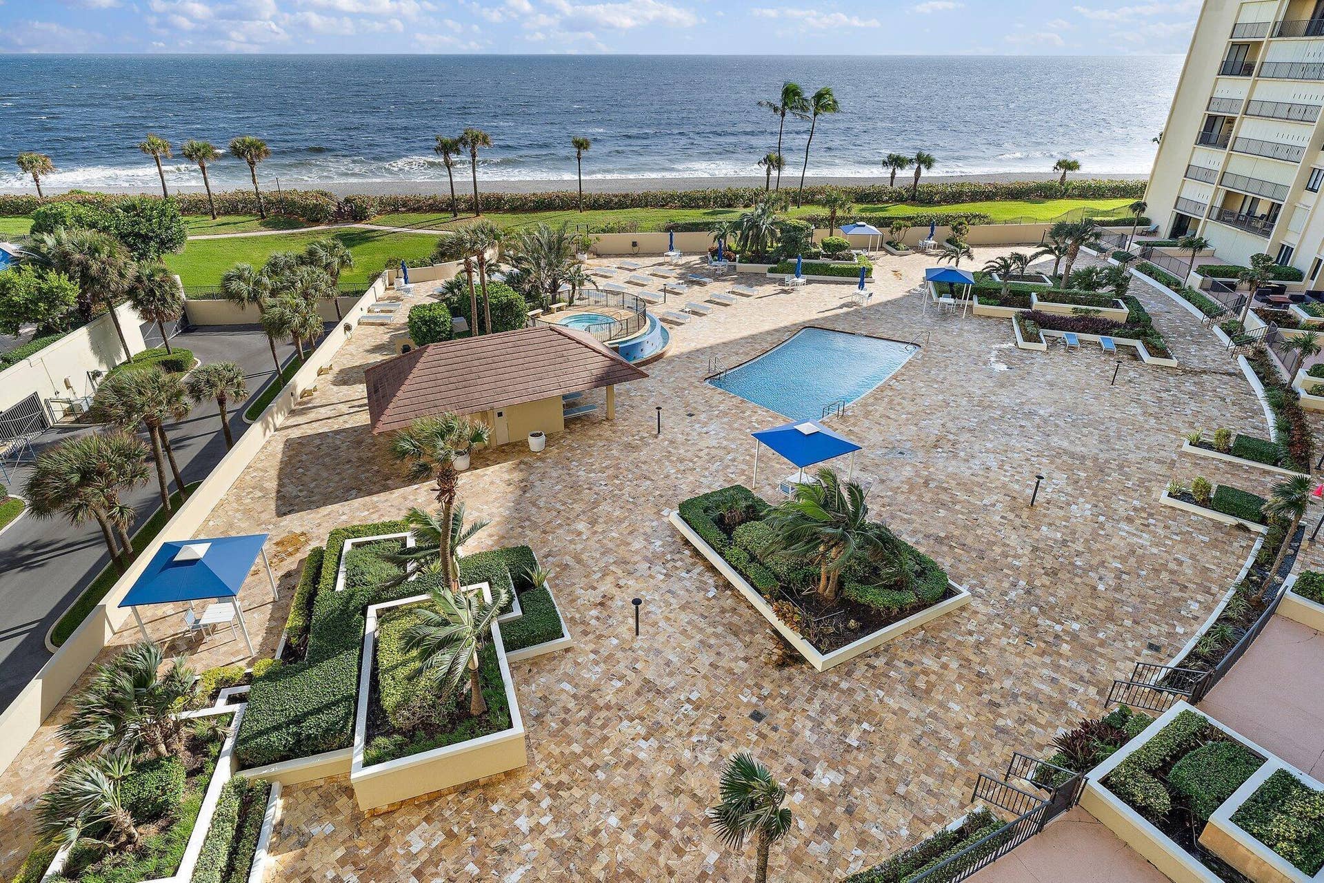 031-100OceanTrailWay609-Jupiter-FL-SMALL