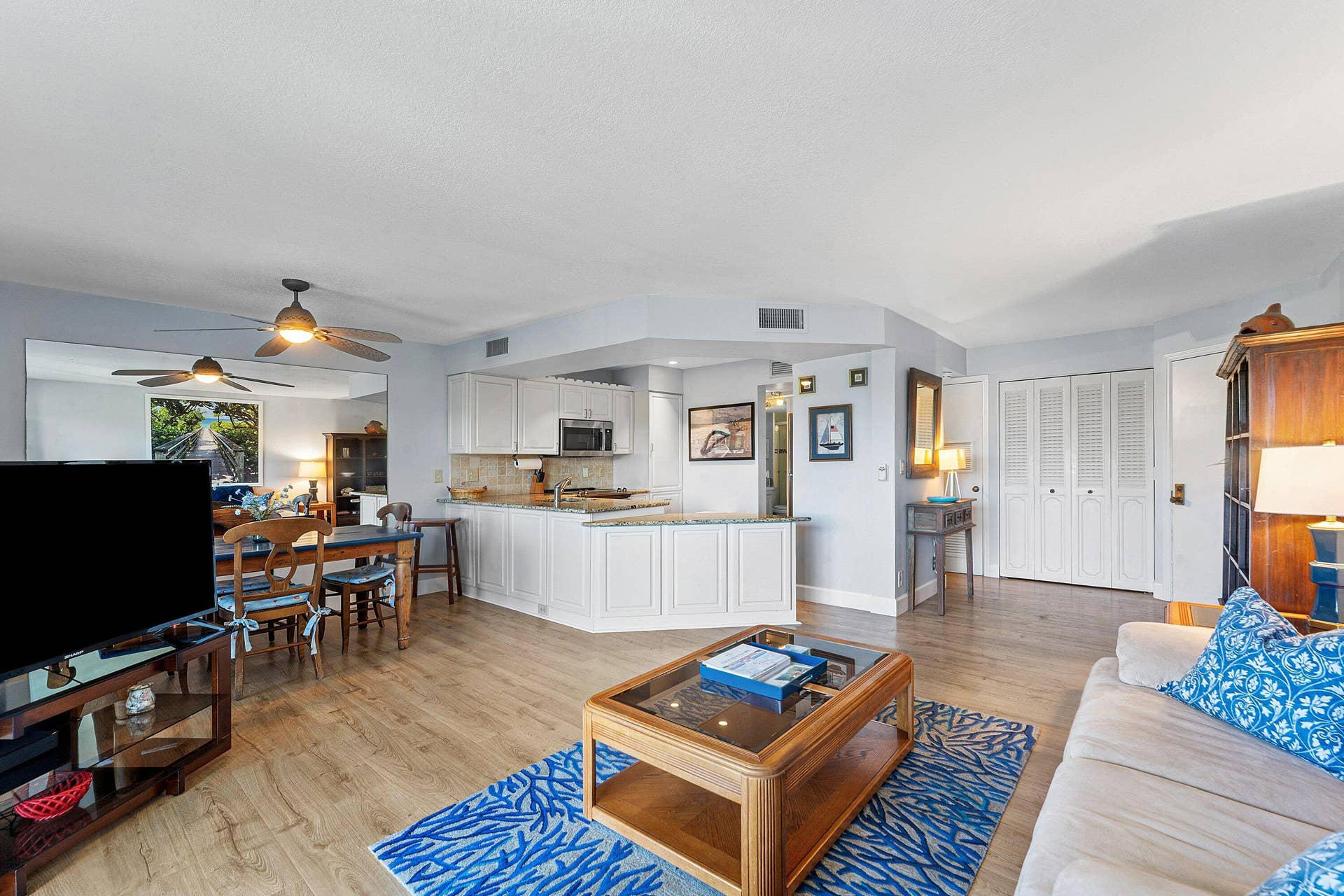 005-1605SouthUSHighway1-301V6-Jupiter-FL