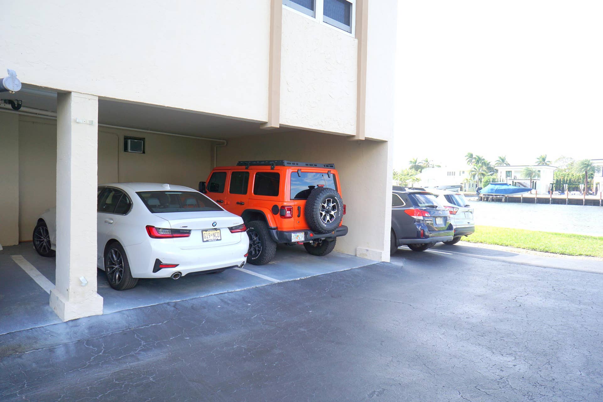 303 N Riverside Drive, #PH4, Pompano Beach, FL 33062 DSC04220