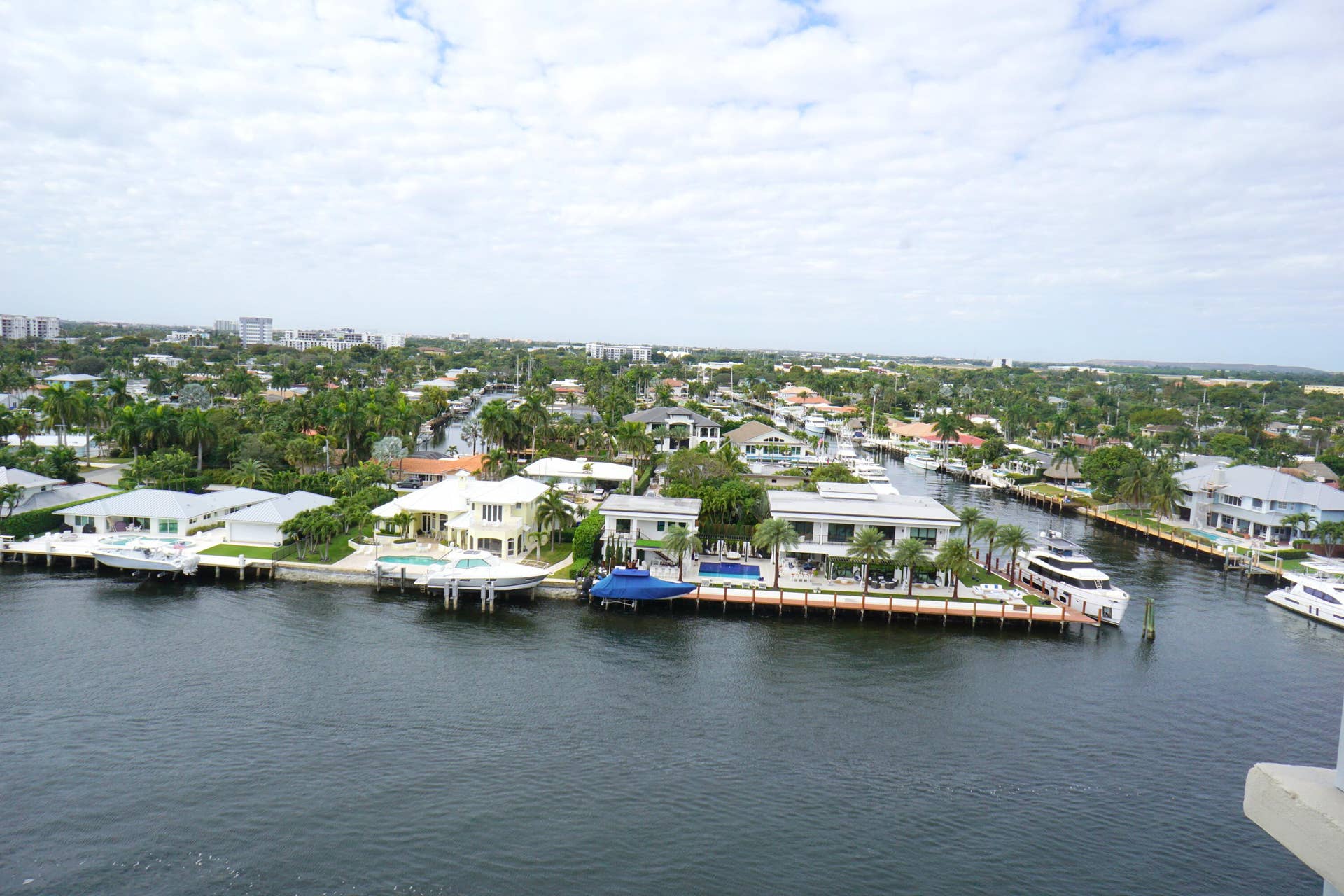 303 N Riverside Drive, #PH4, Pompano Beach, FL 33062 DSC04186