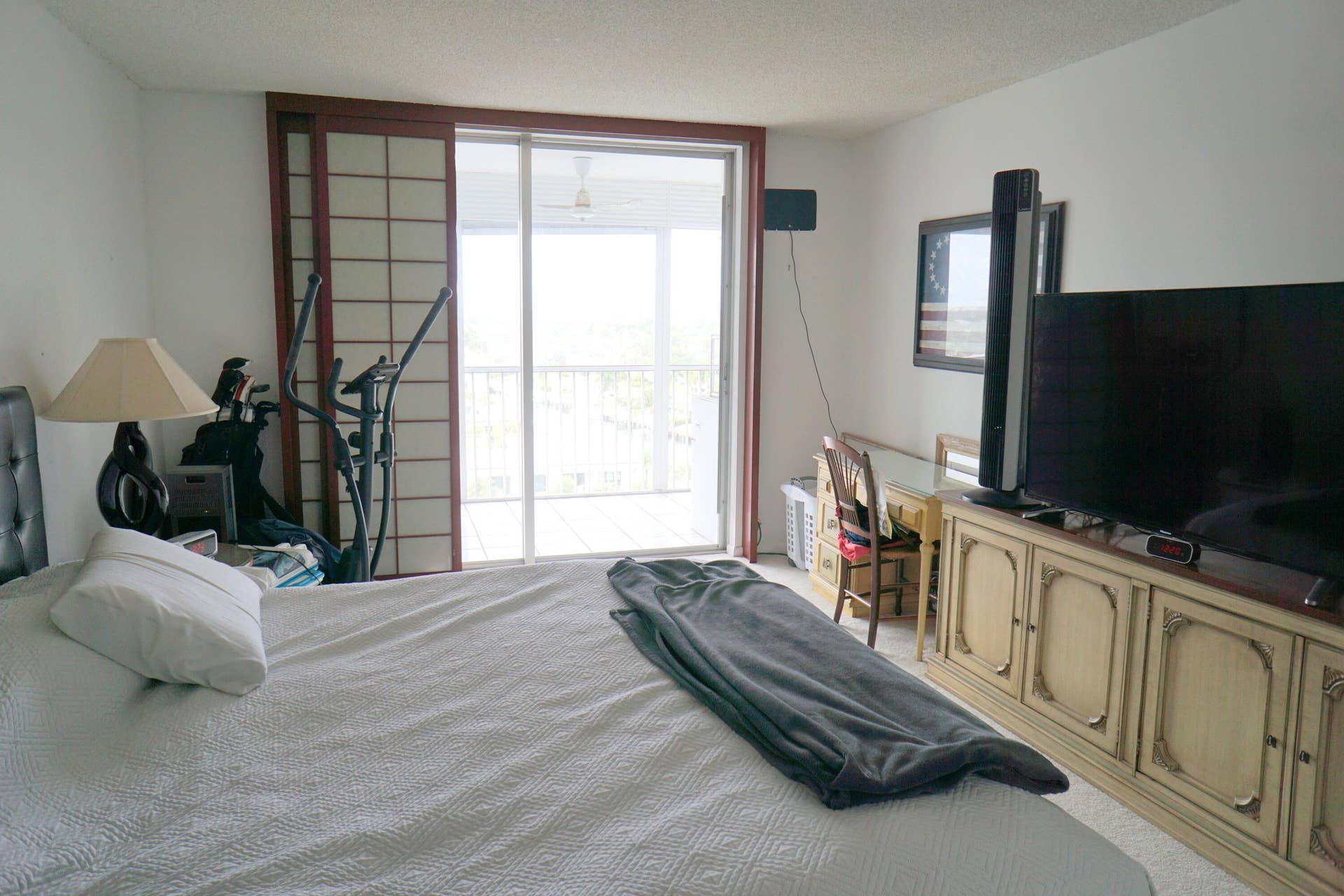 303 N Riverside Drive, #PH4, Pompano Beach, FL 33062 DSC04197