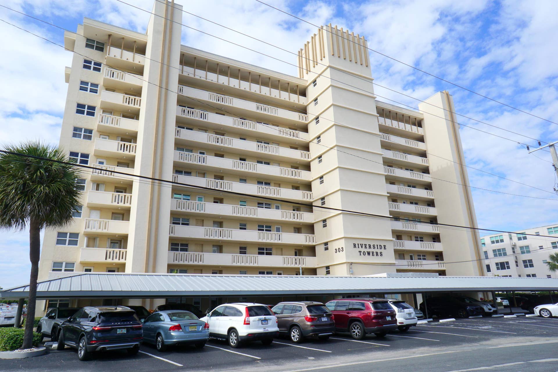 303 N Riverside Drive, #PH4, Pompano Beach, FL 33062 DSC04226