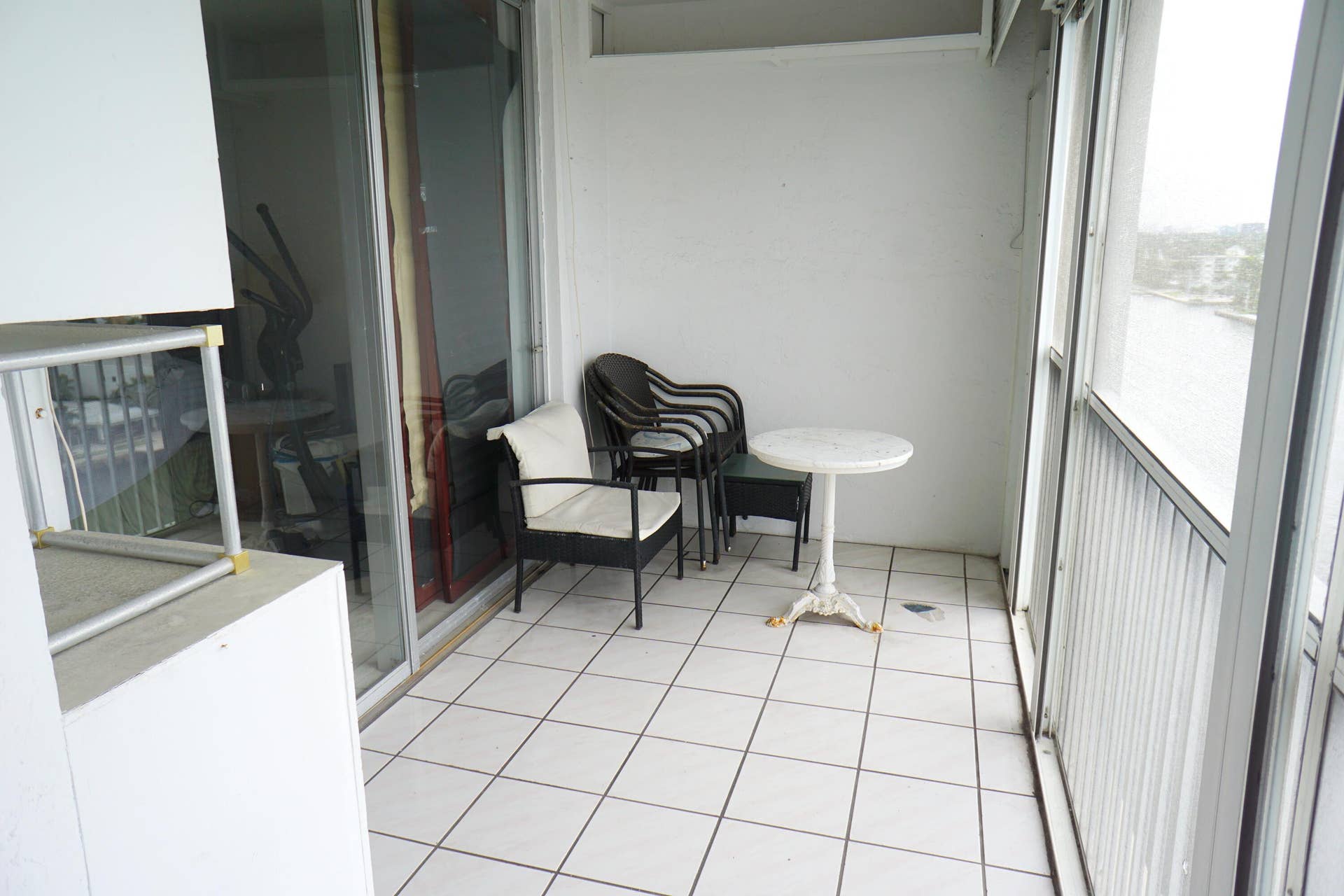 303 N Riverside Drive, #PH4, Pompano Beach, FL 33062 DSC04190