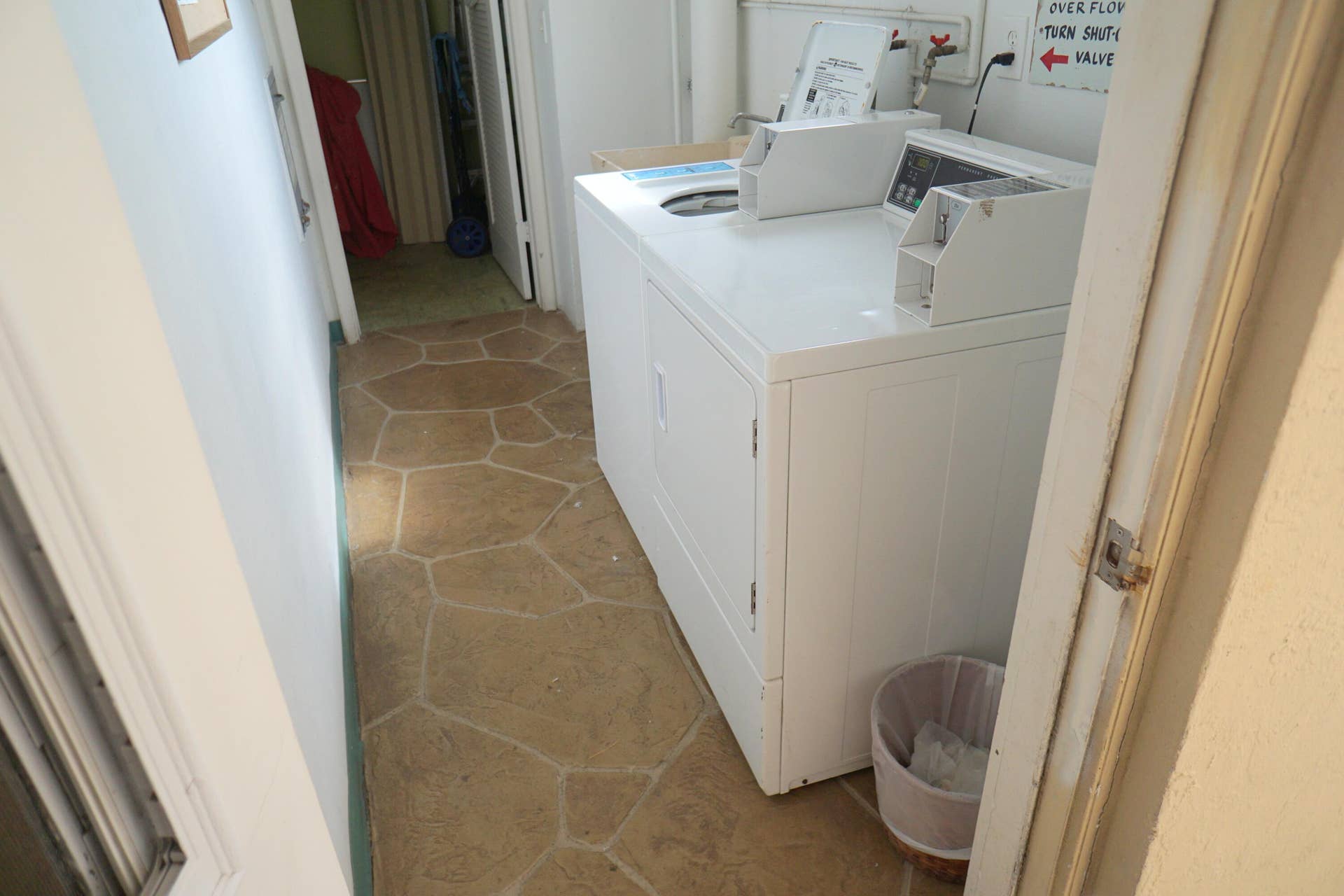 303 N Riverside Drive, #PH4, Pompano Beach, FL 33062 DSC04211