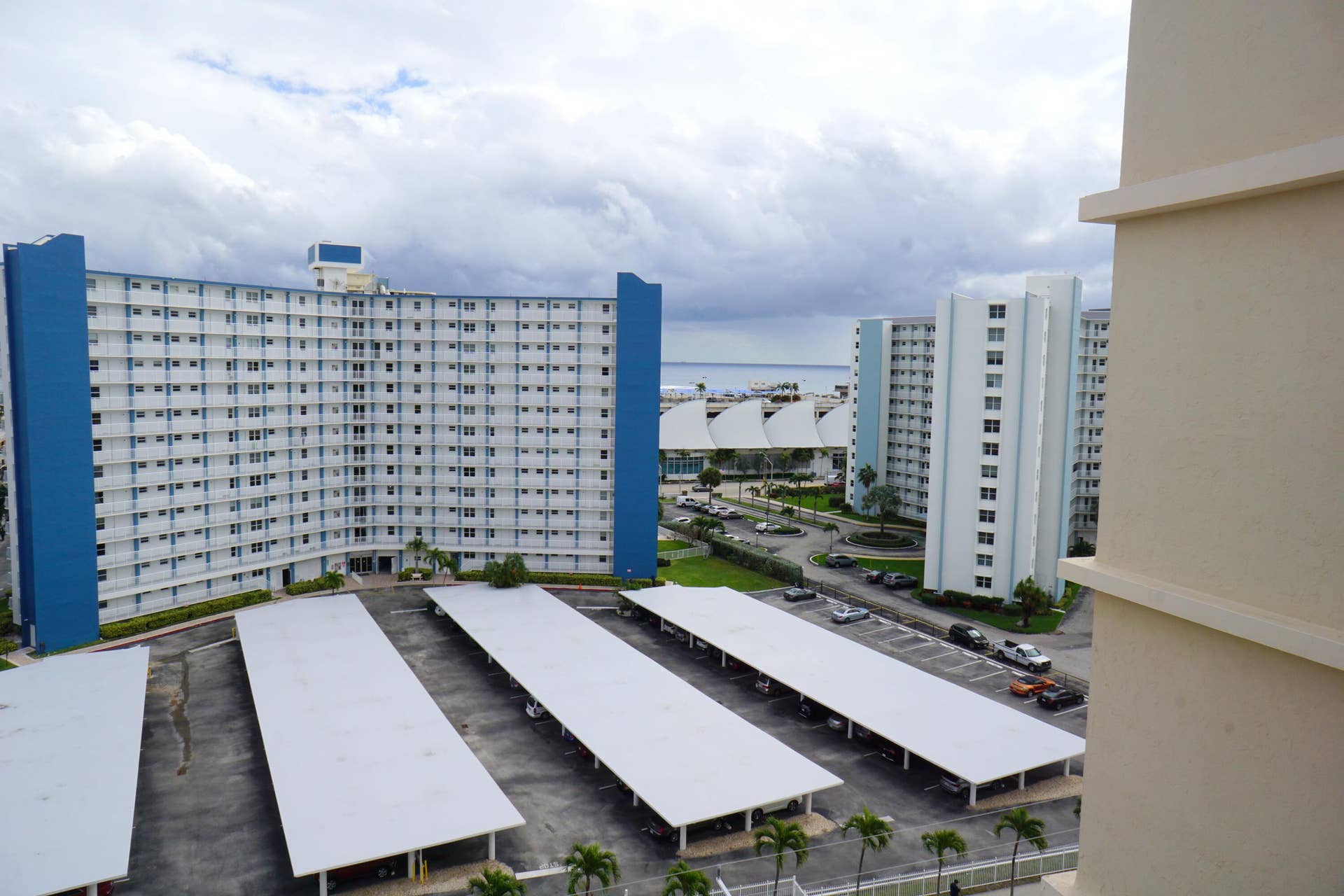303 N Riverside Drive, #PH4, Pompano Beach, FL 33062 DSC04185
