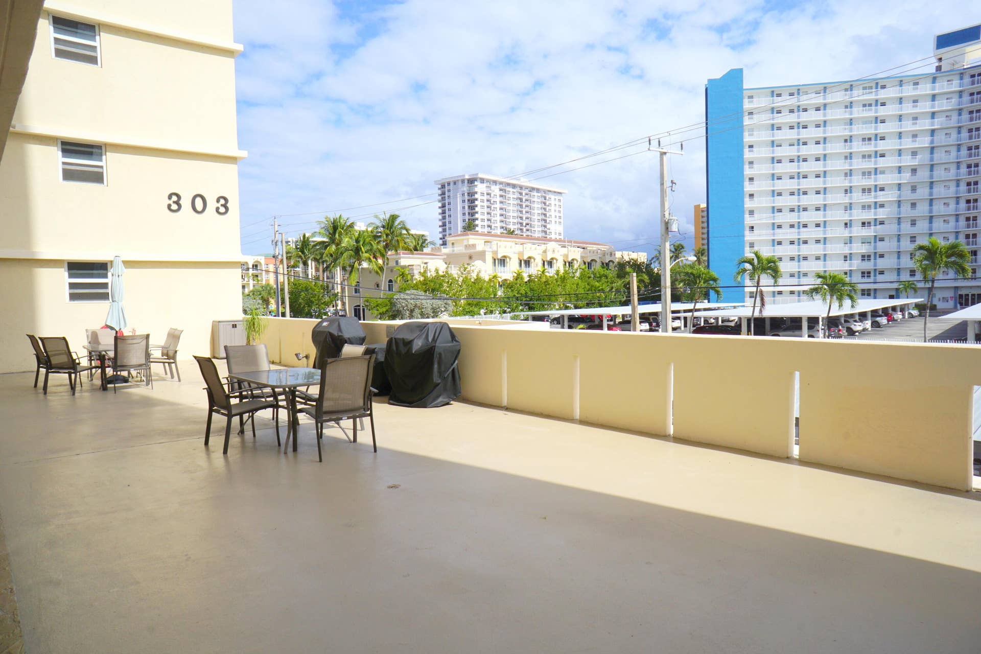 303 N Riverside Drive, #PH4, Pompano Beach, FL 33062 DSC04215