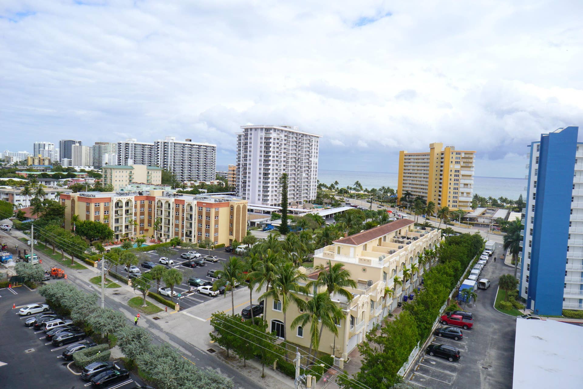 303 N Riverside Drive, #PH4, Pompano Beach, FL 33062 DSC04181