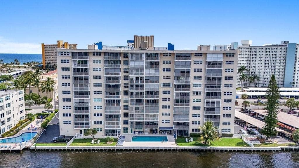 303 N Riverside Drive, #PH4, Pompano Beach, FL 33062 Building View 3