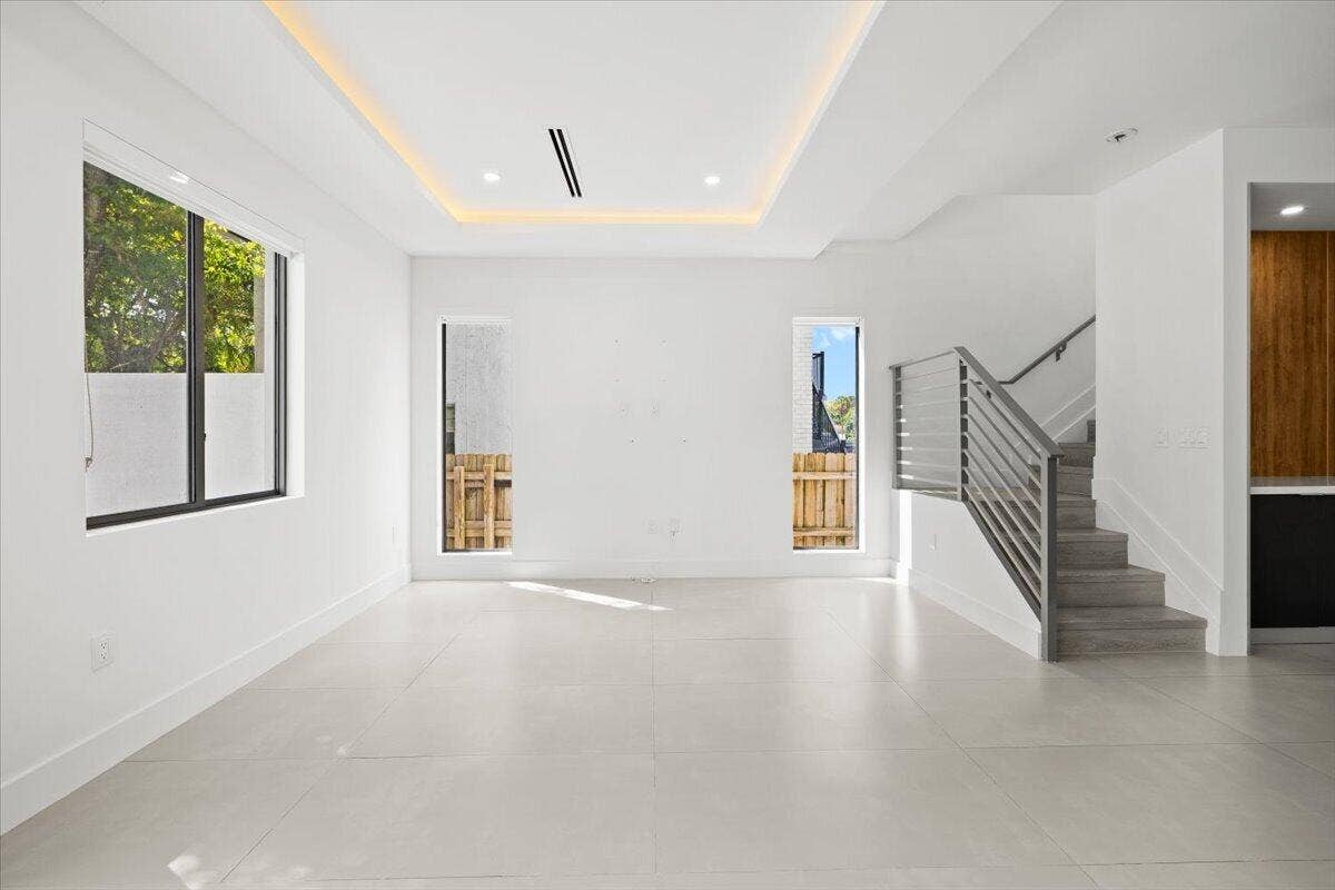828 SW 30TH Street, Fort Lauderdale, FL 33315 13-424A6867