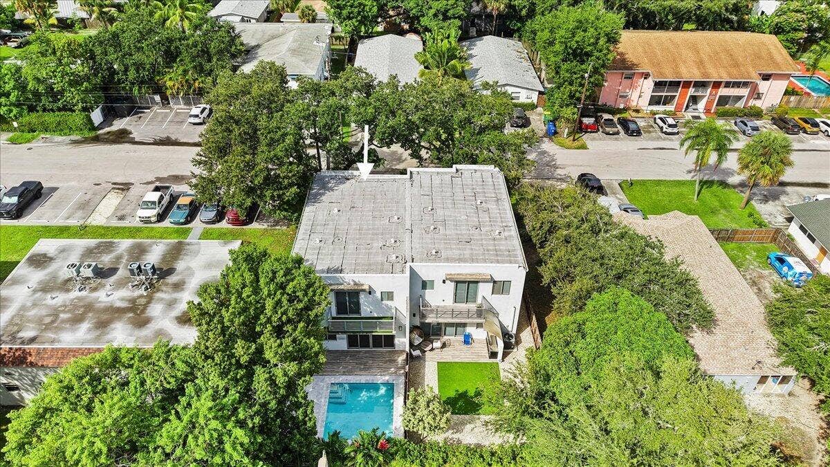 828 SW 30TH Street, Fort Lauderdale, FL 33315 42-DJI_20261017150903_0684.1_D