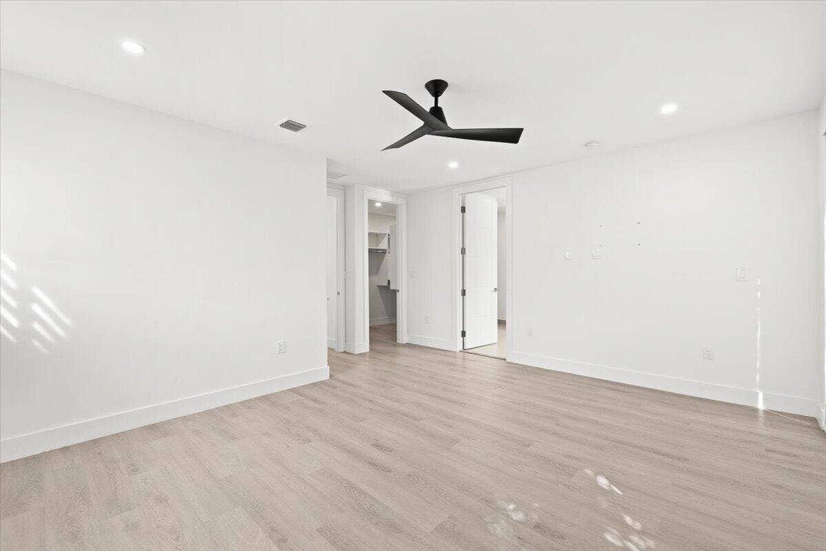 828 SW 30TH Street, Fort Lauderdale, FL 33315 32-424A6972