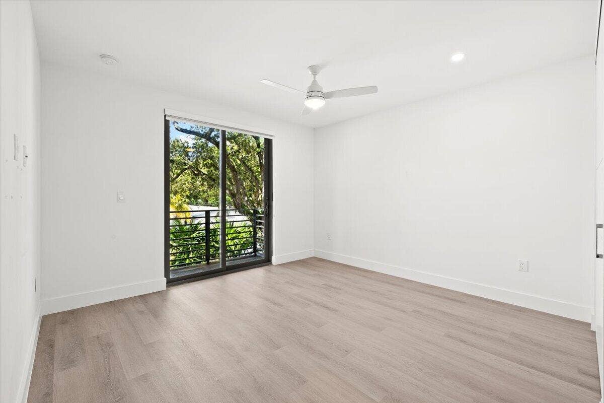 828 SW 30TH Street, Fort Lauderdale, FL 33315 24-424A6922