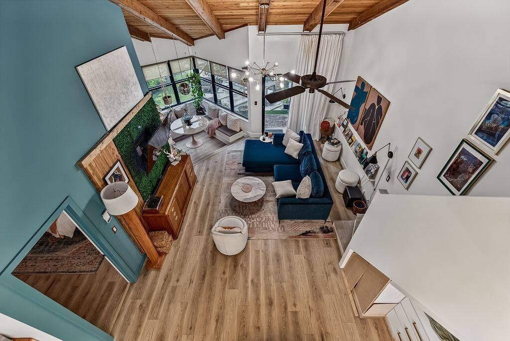 2902 N 33rd Terrace, Hollywood, FL 33021 View of Living Space from above