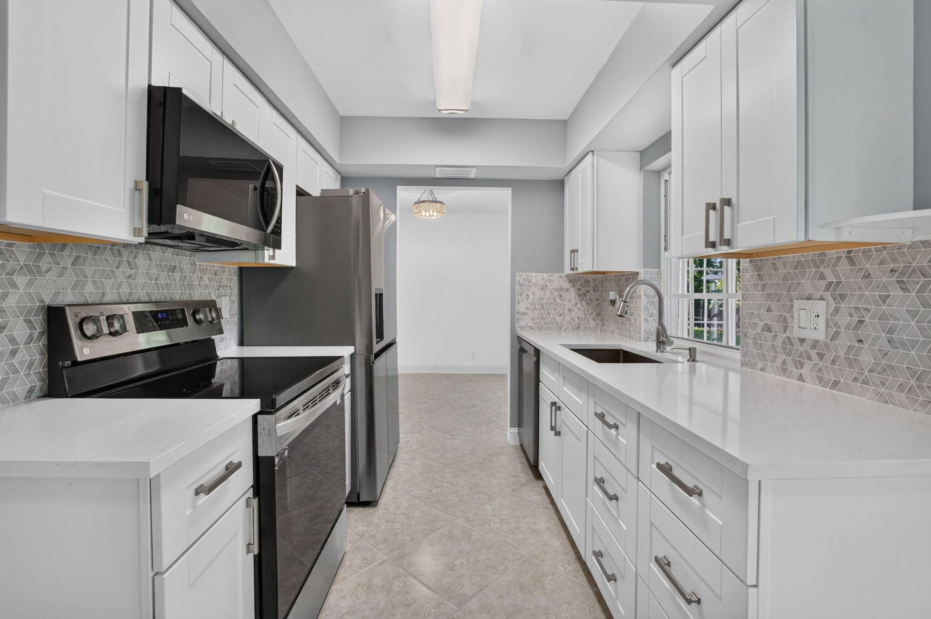 632 Jaeger Drive, Delray Beach, FL 33444 Kitchen