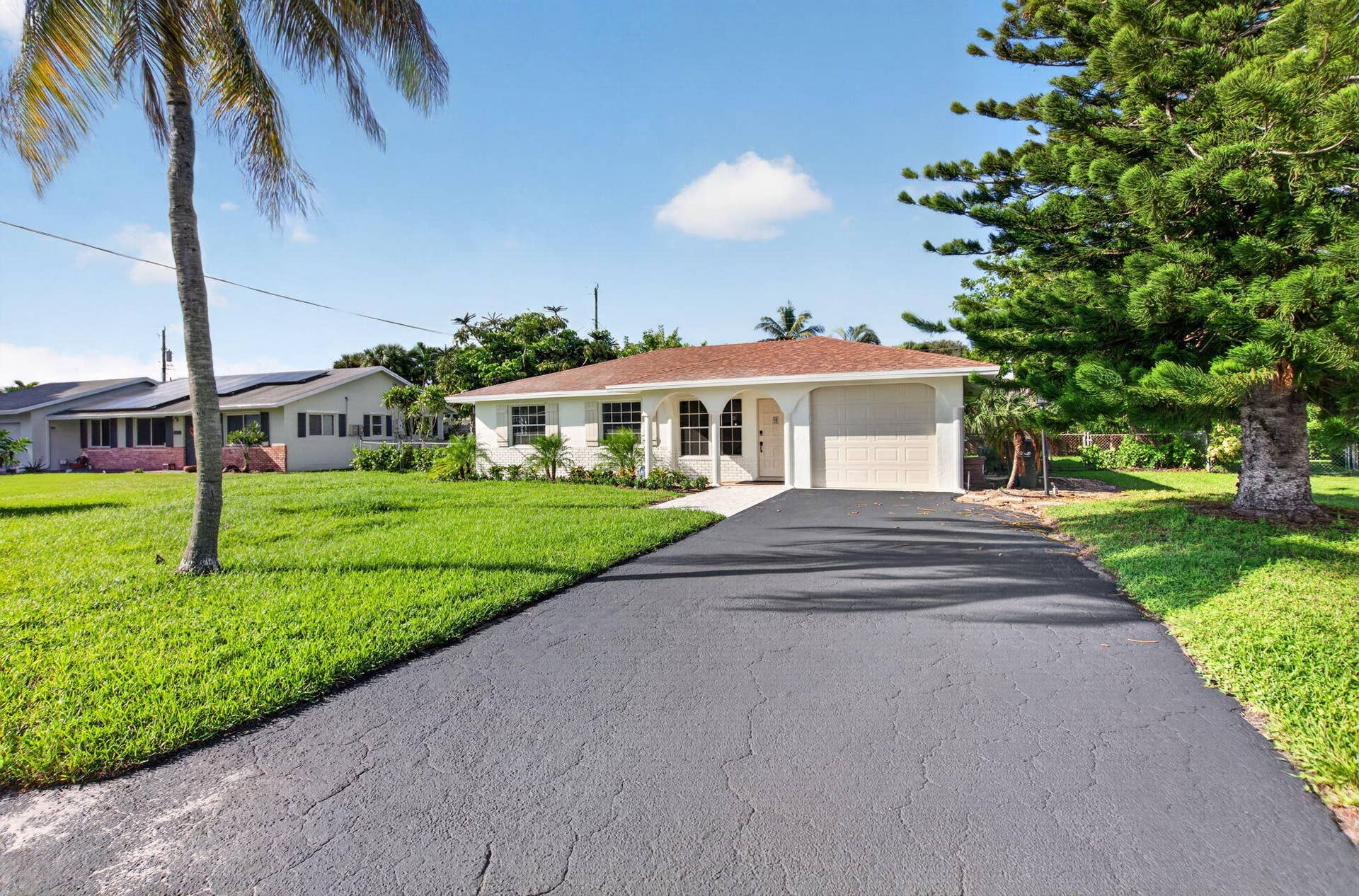 632 Jaeger Drive, Delray Beach, FL 33444 Exterior Front