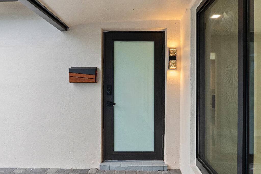 9160 SW 54TH Place, Cooper City, FL 33328 42674_06_image-197899_10.18.2026