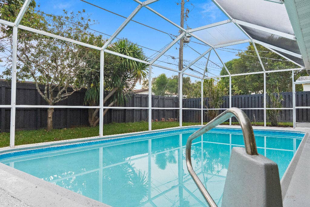 9160 SW 54TH Place, Cooper City, FL 33328 42674_23_image-197917_10.18.2026