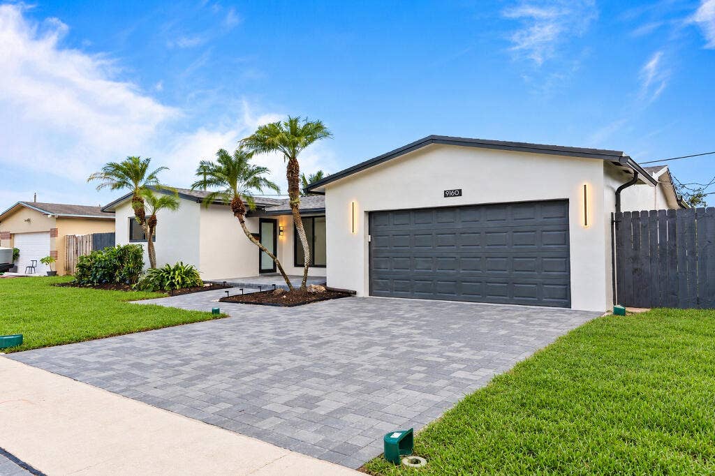 9160 SW 54TH Place, Cooper City, FL 33328 42674_02_image-197895_10.18.2026
