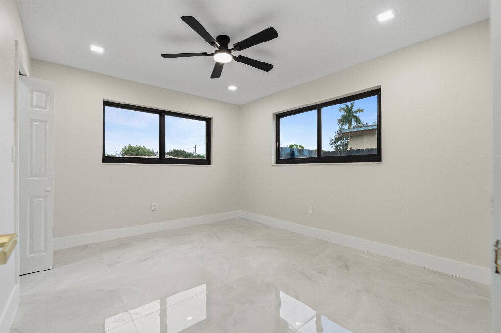 9160 SW 54TH Place, Cooper City, FL 33328 42674_35_image-197929_10.18.2026